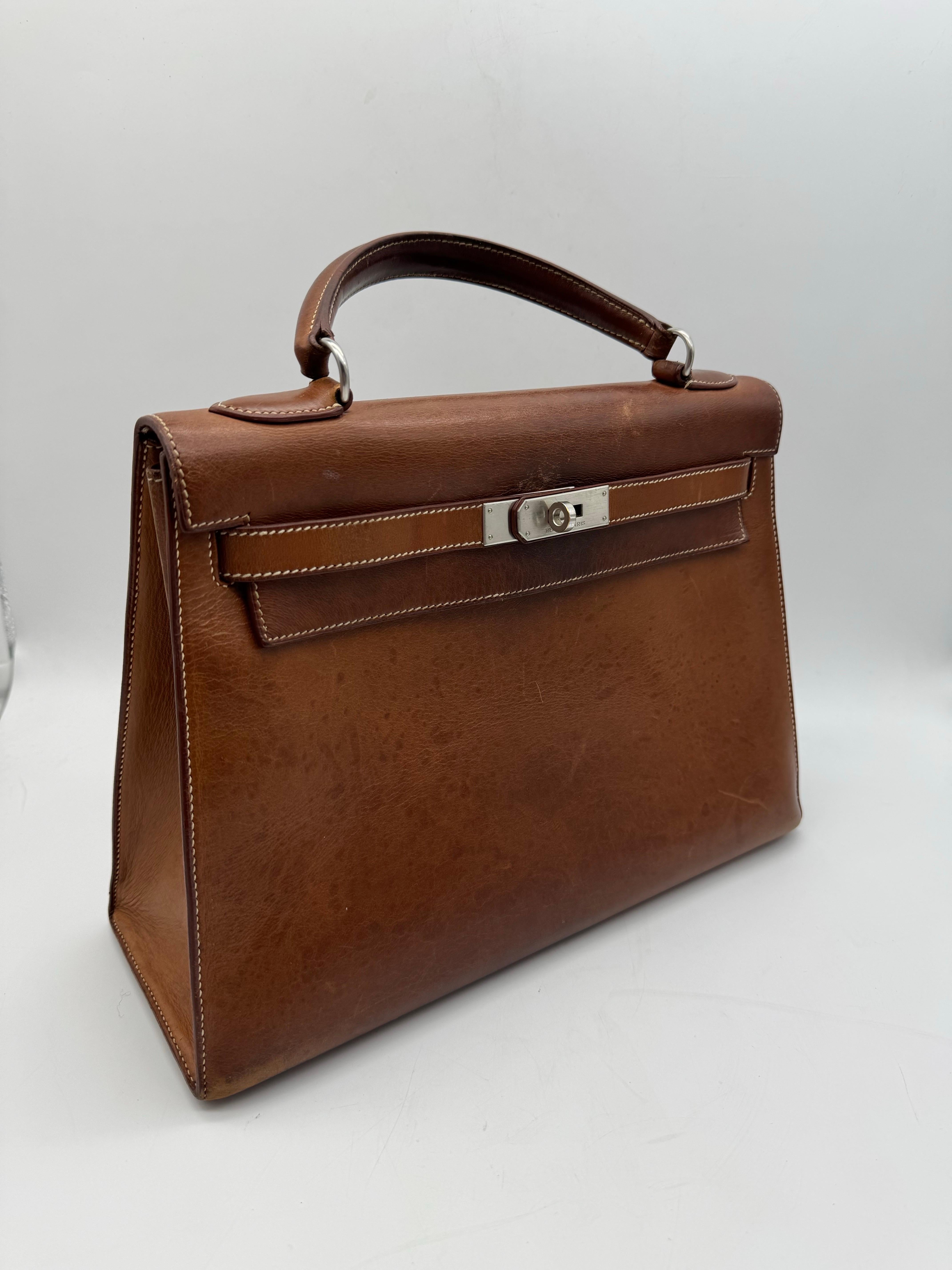 Hermes París Kelly 32 Bolso Vintage 1999 Caja Marrón Becerro en venta 4
