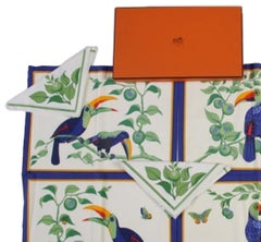 Hermès Paris:: Les Toucans:: 4 sets de table et 4 serviettes de table