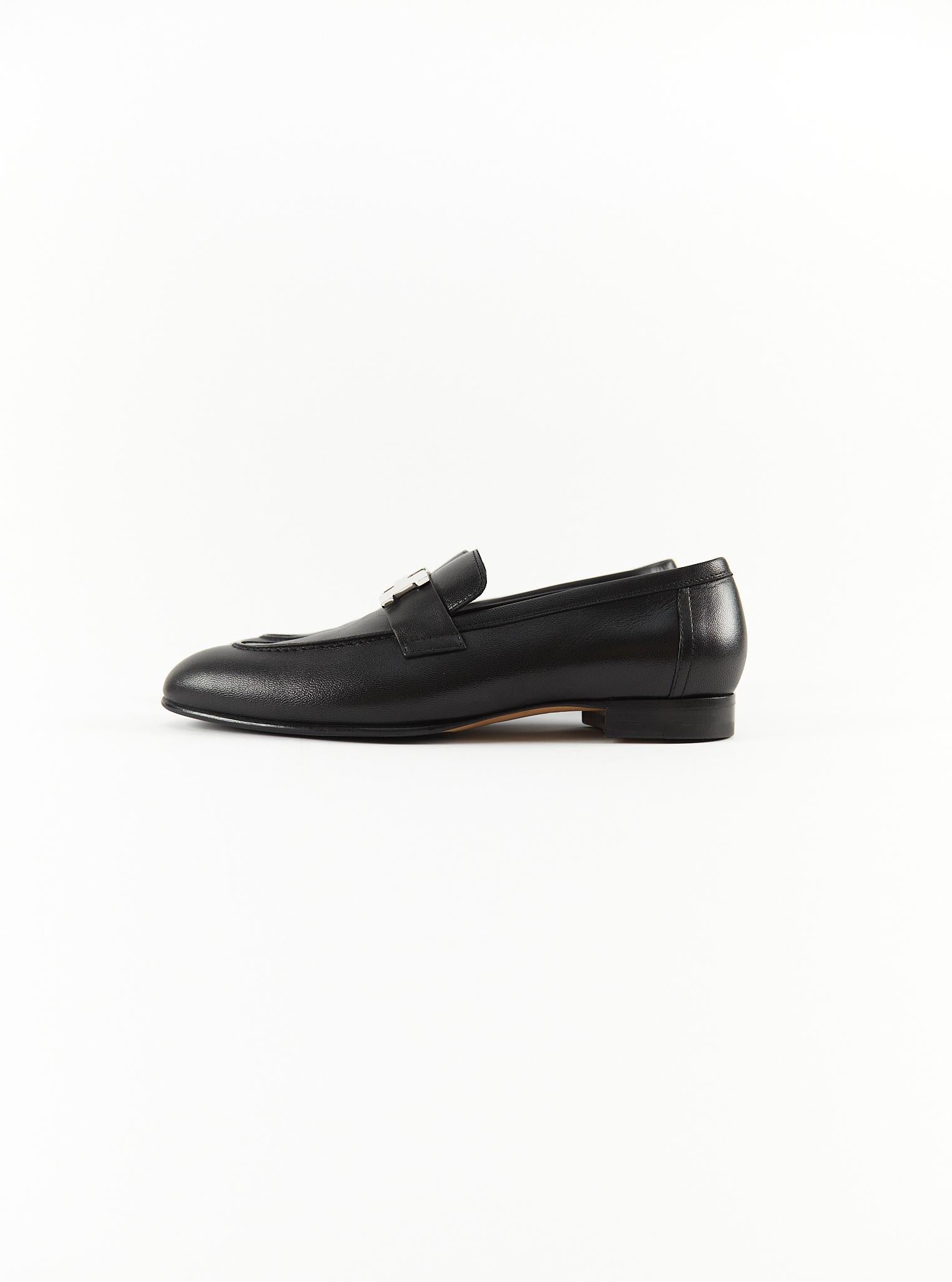 HERMÈS PARIS LOAFERS Black - Size 37.5 In Excellent Condition For Sale In London, GB