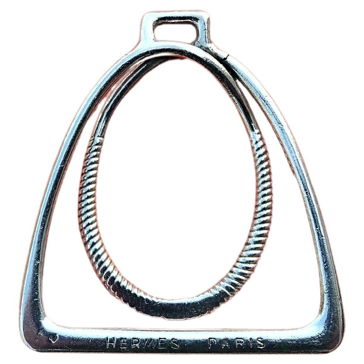 Rare and Lovely Authentic Hermès Money Clip

In shape of a stirrup

Vintage Item

Made of silver 800 (crab hallmark)

Colorway: silvery

