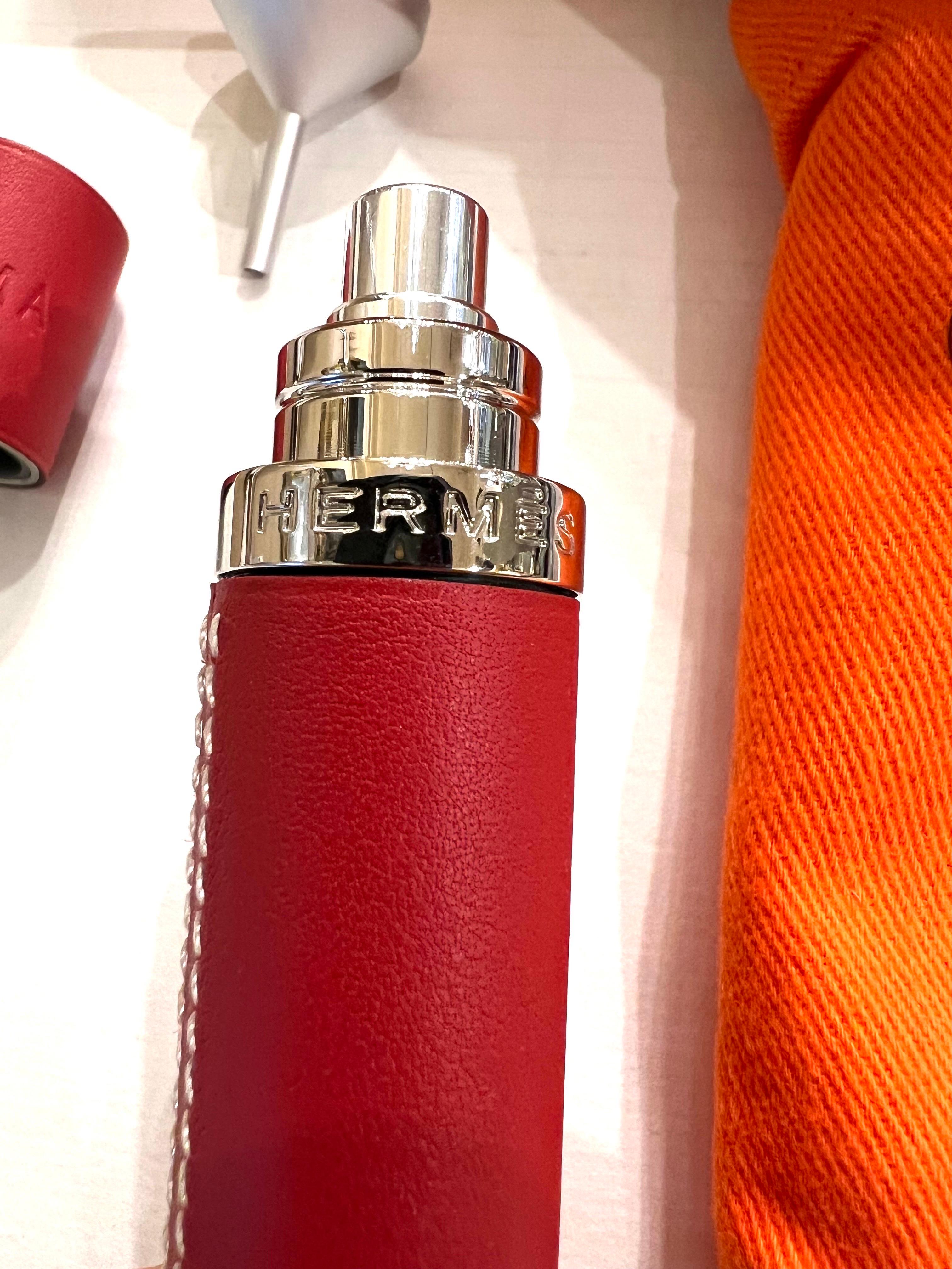 HERMES PARIS 
NEW, NEVER USED
Red Leather pocket vaporizer  