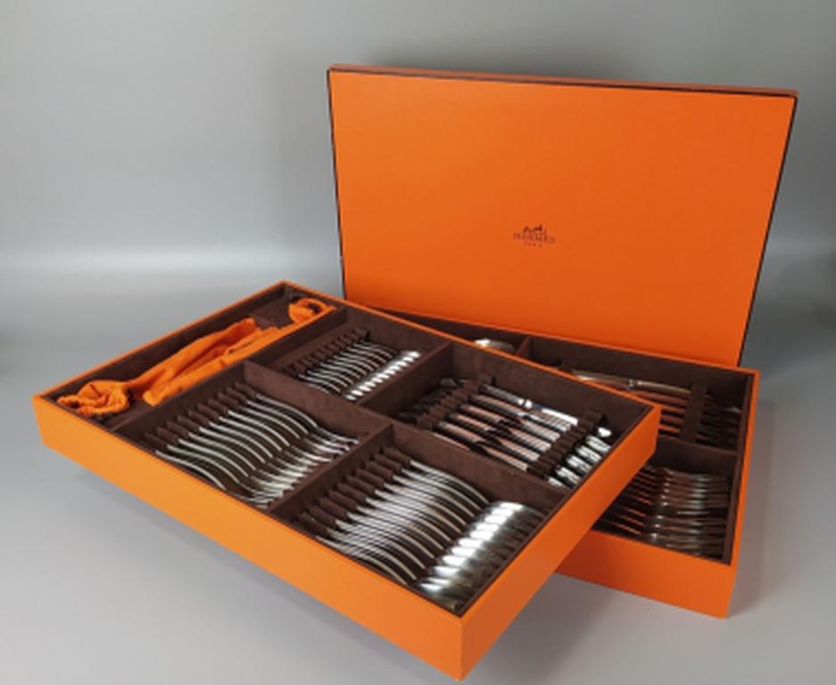 XXIe siècle et contemporain HERMÈS PARIS - Service de couverts 