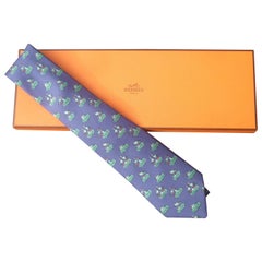 Hermes Paris Pelican Bird Silk Print Necktie in Hermes Box Circa 1990