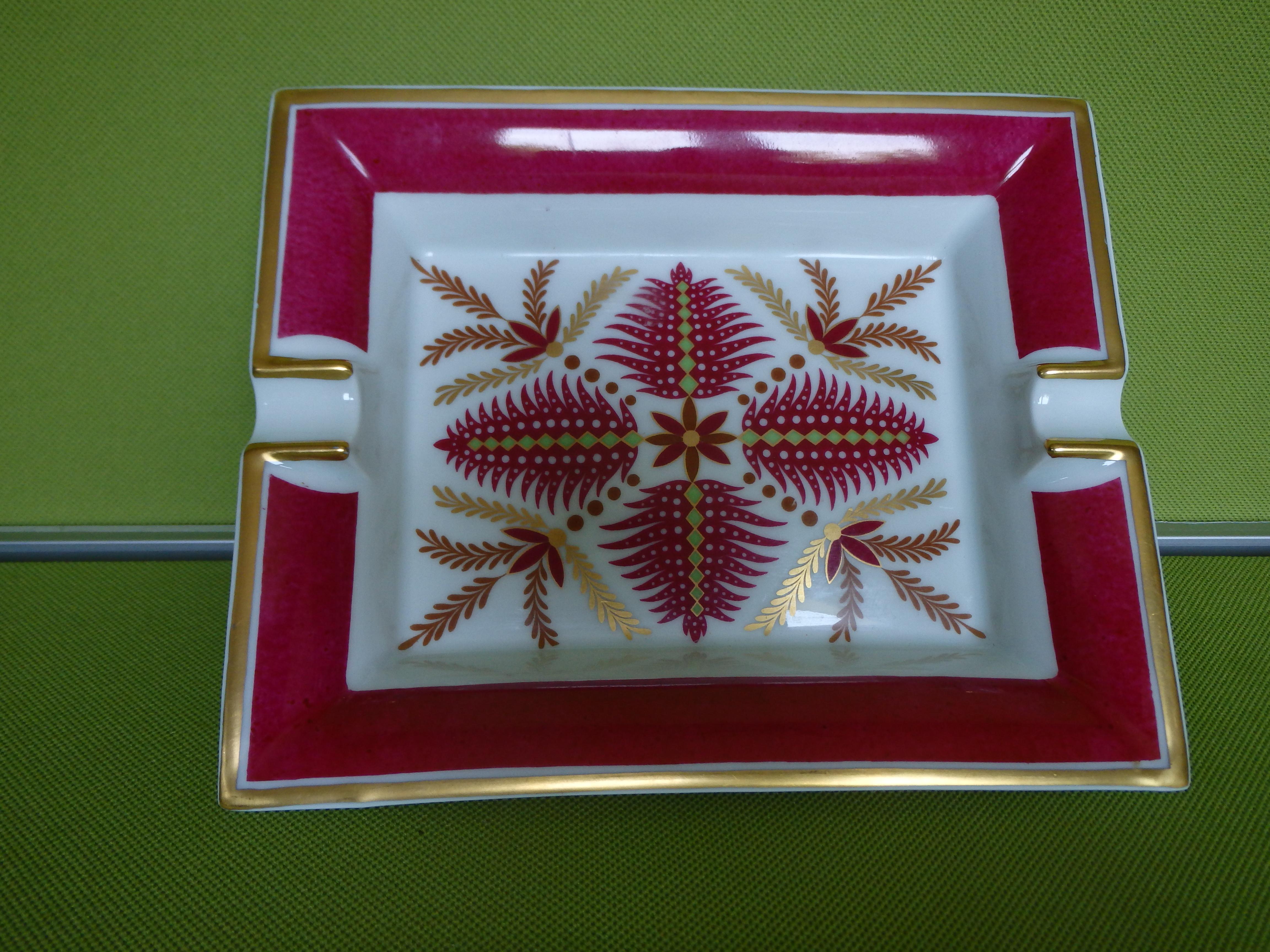 French Hermes, Paris Rare Big Ashtray in Dark Pink with Abstract Fern Plant Leaves For Sale