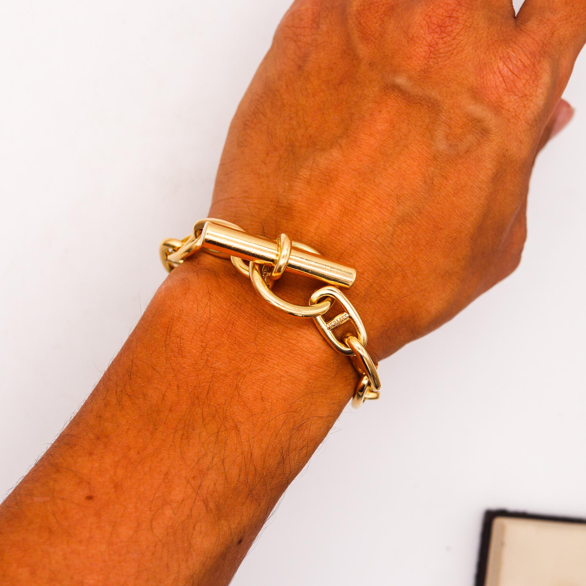 Hermès Paris Rare Vintage Chaine D'Ancre Toggle Bracelet In 18Kt Yellow Gold In Excellent Condition In Miami, FL