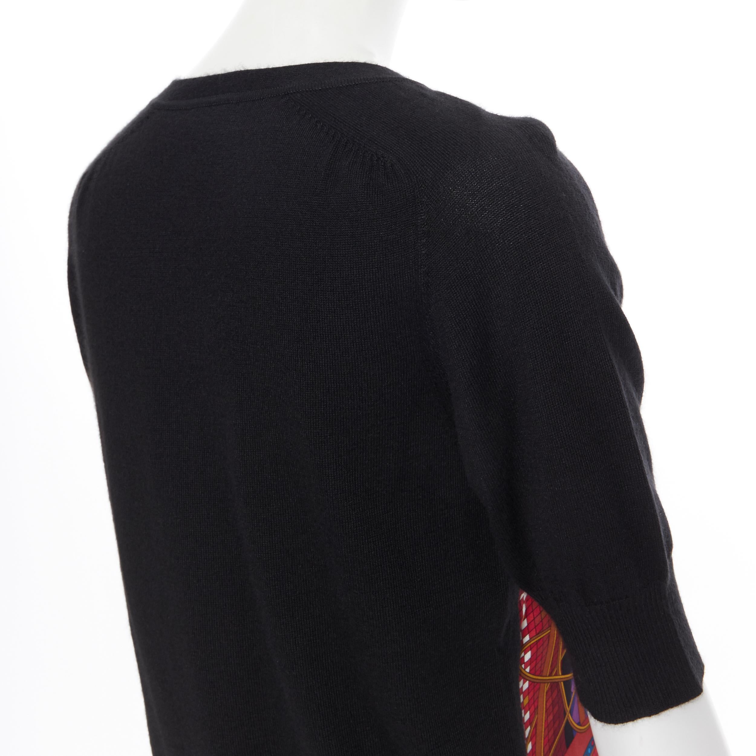 HERMES PARIS signature silk print front black cashmere knit V-neck sweater Fr34 For Sale 1