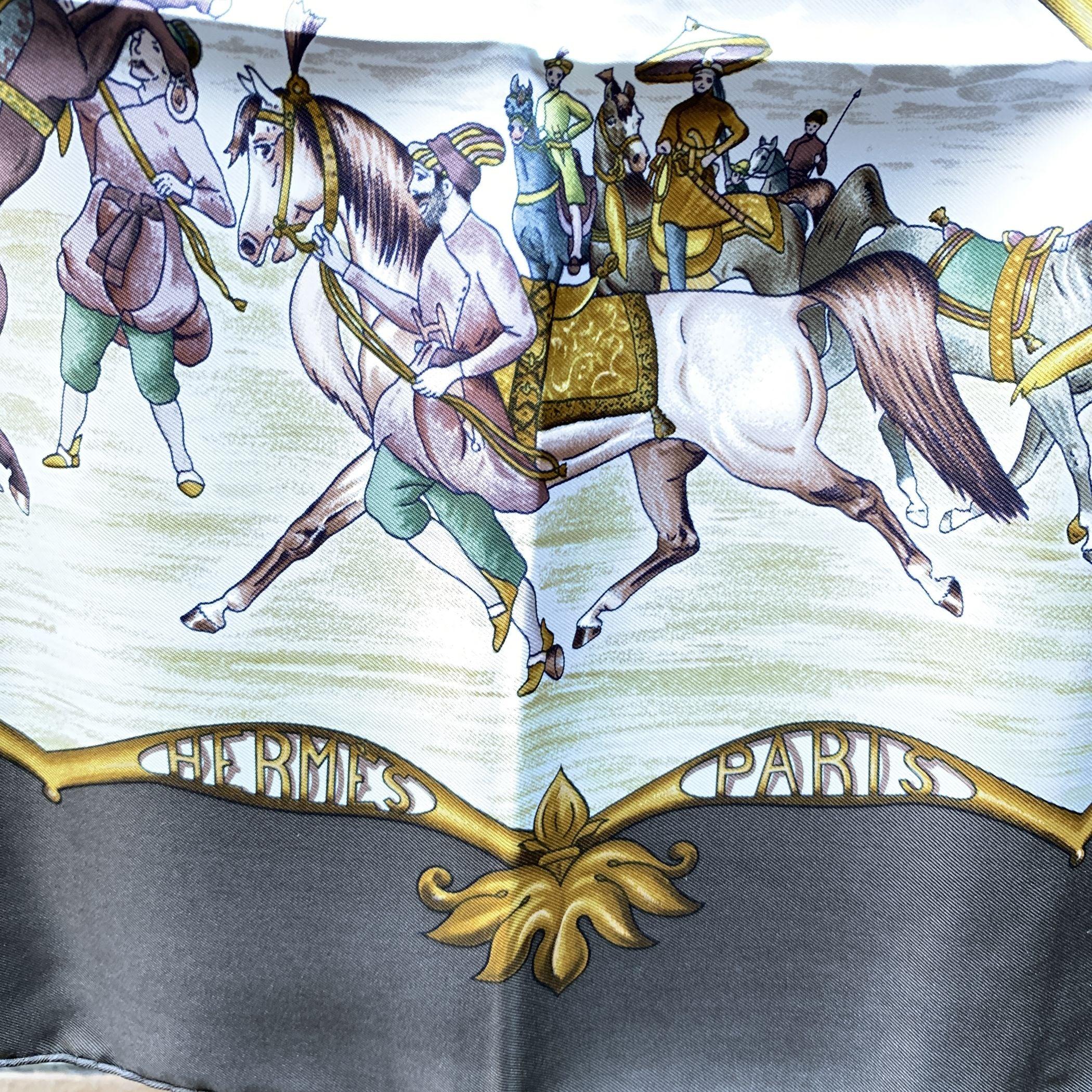 Hermes Paris Silk Scarf Les Chevaux des Moghols 1993 De Fougerolle In Excellent Condition For Sale In Rome, Rome
