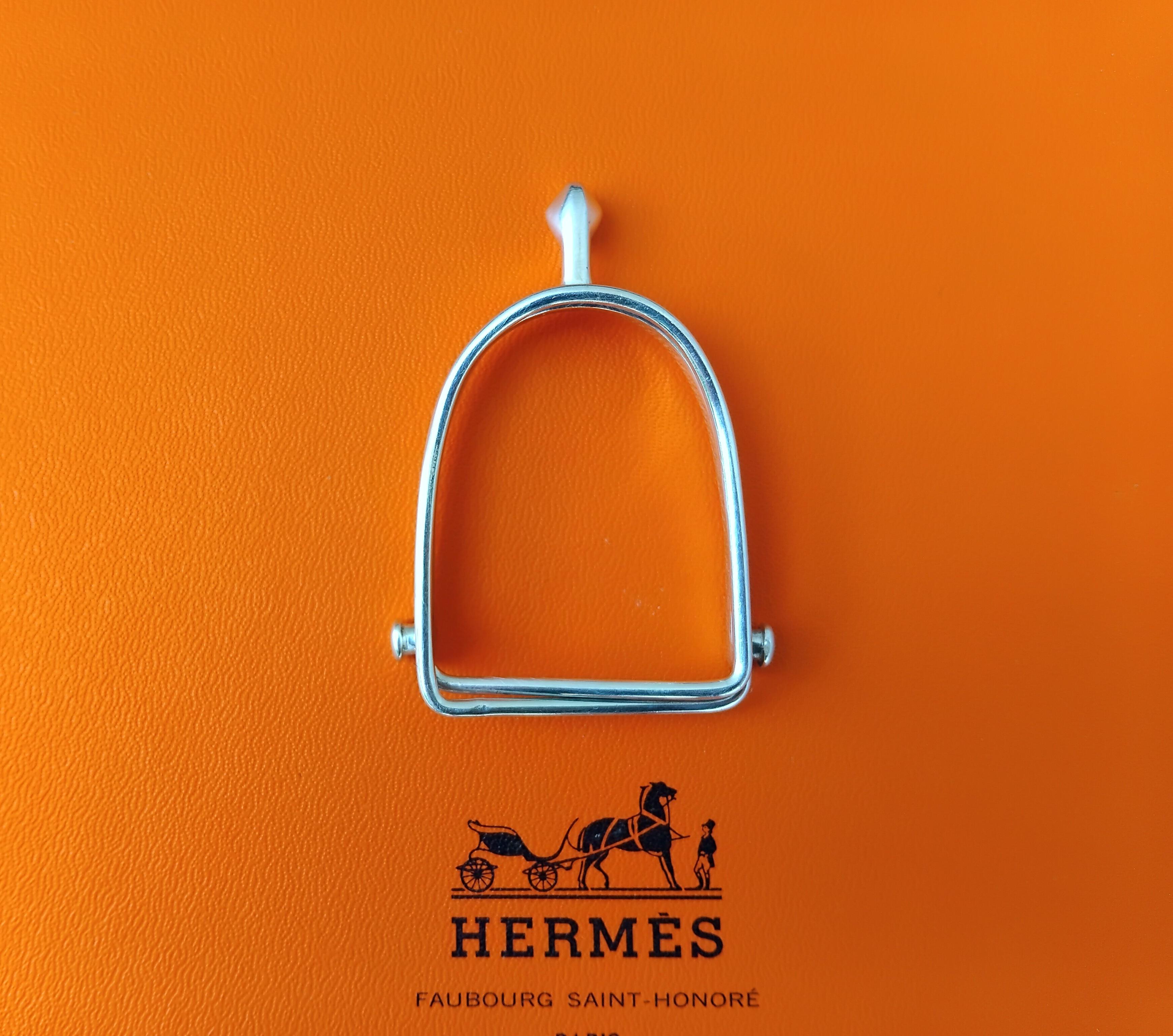 Hermès Paris Pinza para billetes de plata con forma de espuela Gaetan De Percin Caballo Texas en venta 2