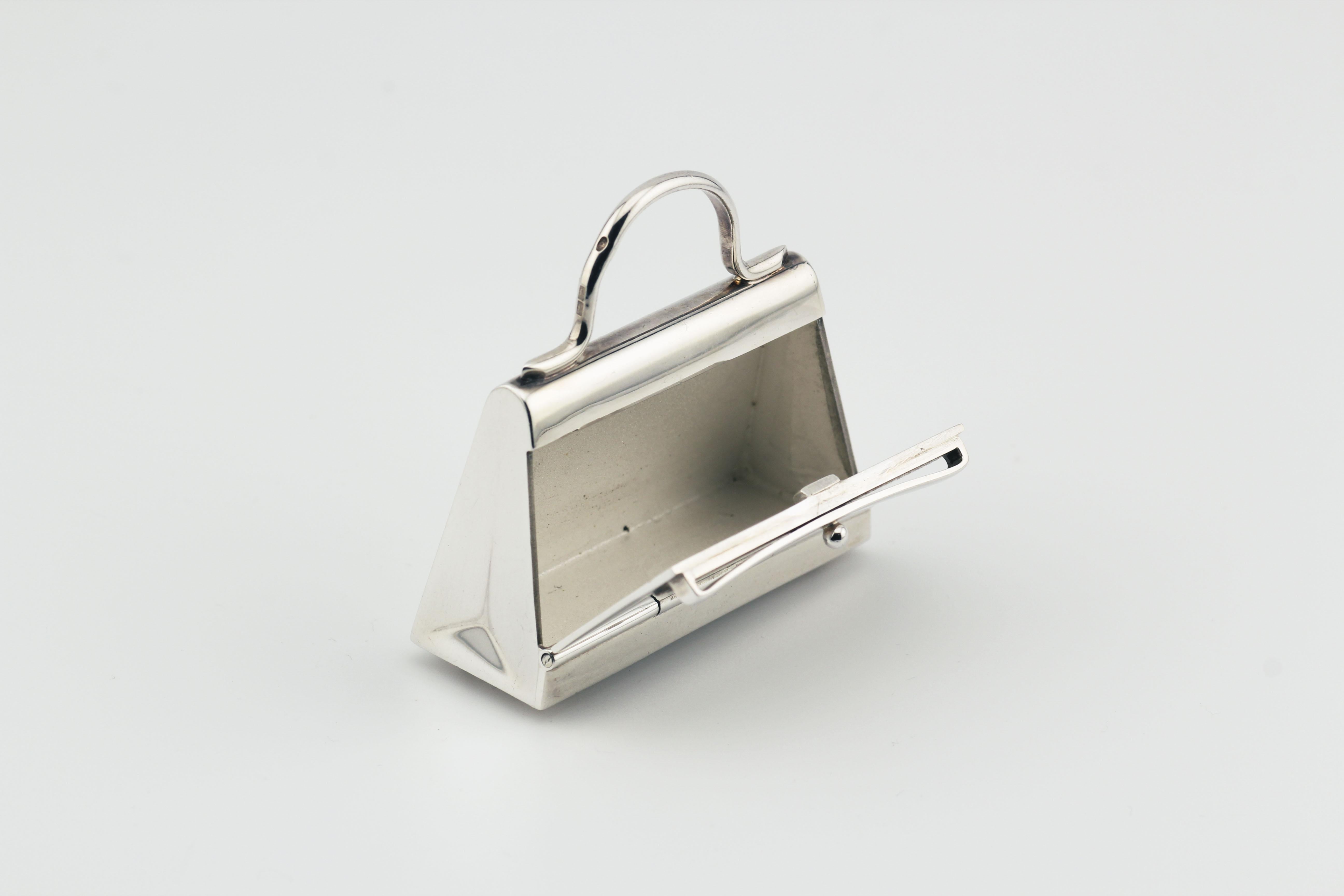 Hermes Paris Sterling Silver Kelly Bag Pill Box Charm Pendant In Good Condition In Simpsonville, SC