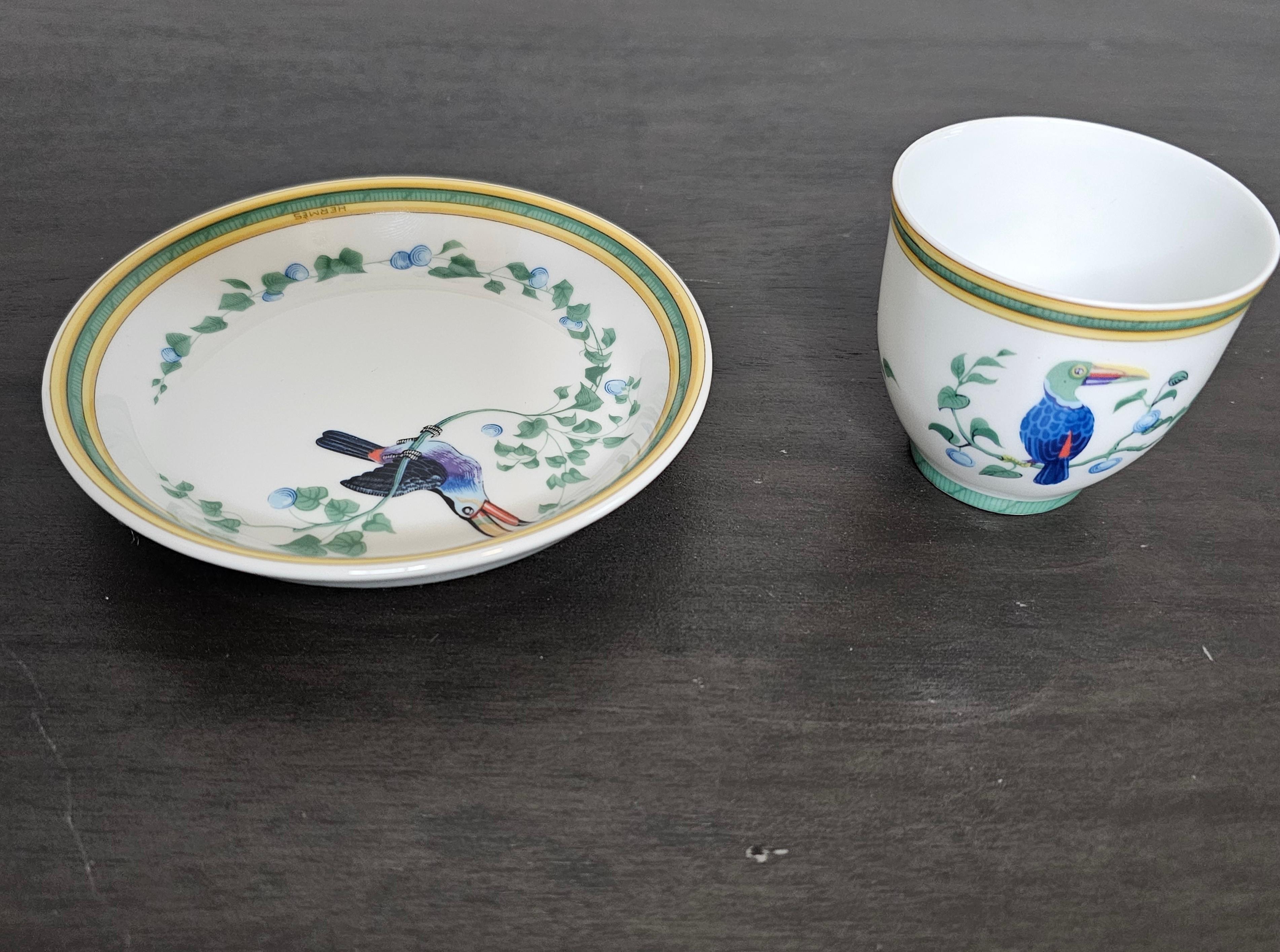 Hermès Paris Toucan Porcelain Small Cup Bowl & Dish   For Sale 4