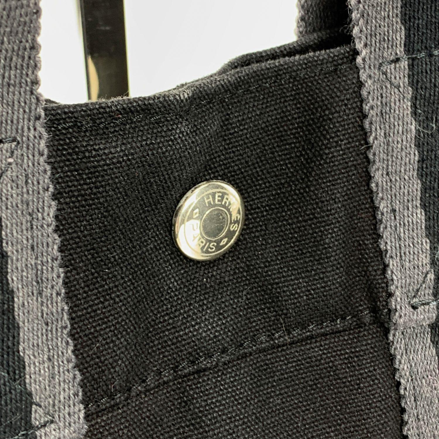 Hermes Paris Vintage Black and Grey Cotton Fourre Tout PM Bag In Excellent Condition In Rome, Rome