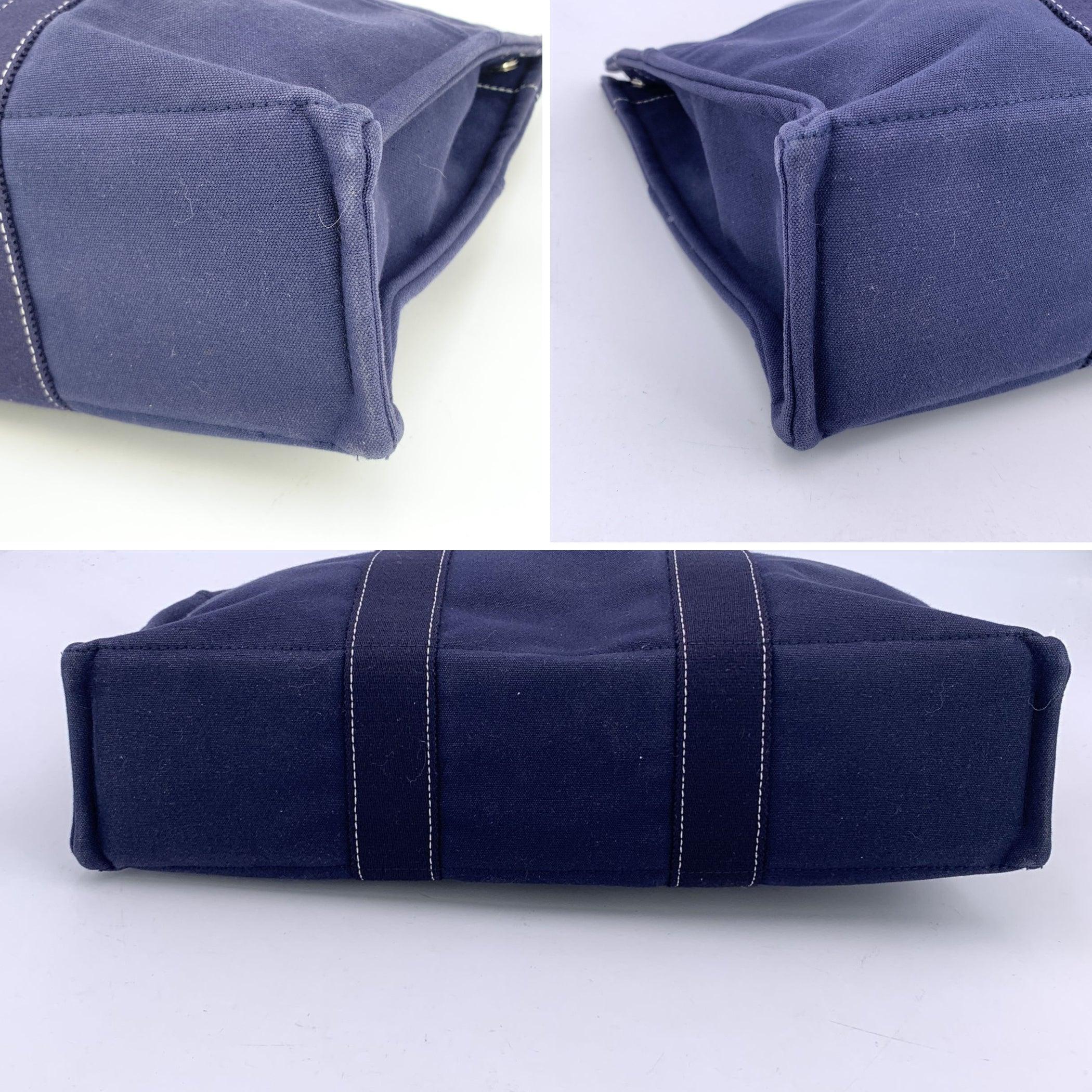Hermes Paris Vintage Blue Canvas Cotton Fourre Tout MM Bag Tote For Sale 2