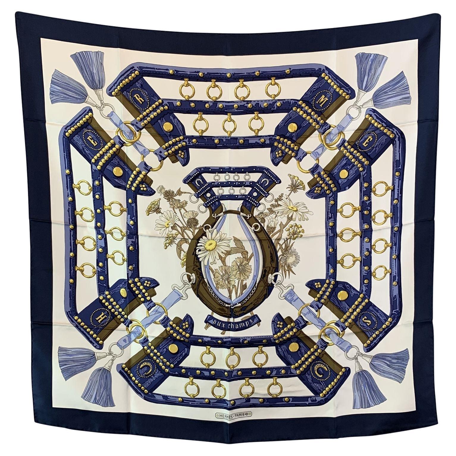 Hermes Paris Sciarpa vintage in seta blu Aux Champs 1970 Cathy Latham