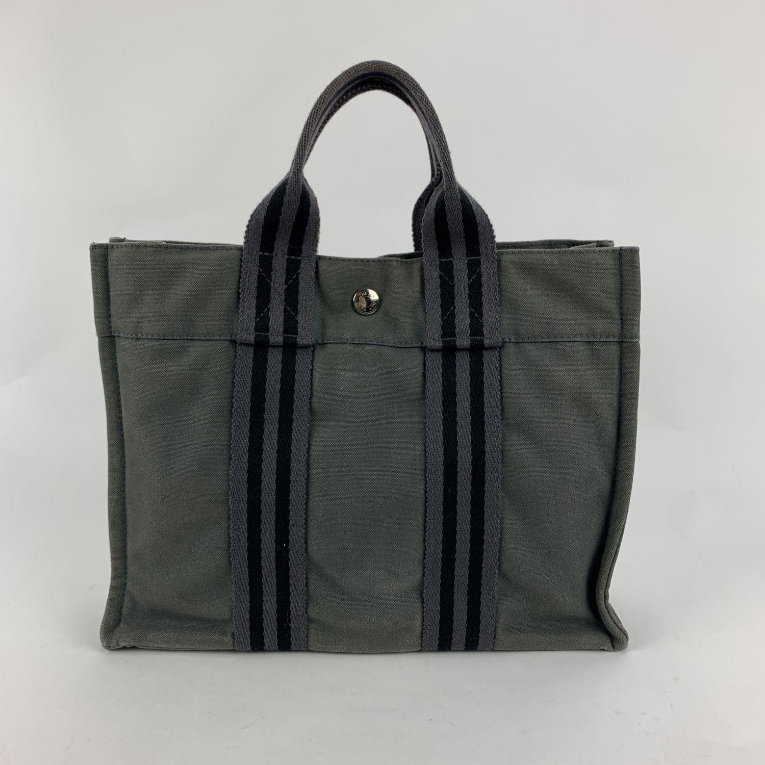 Hermes Paris Vintage Grey and Black Cotton Fourre Tout PM Tote Bag In Excellent Condition In Rome, Rome