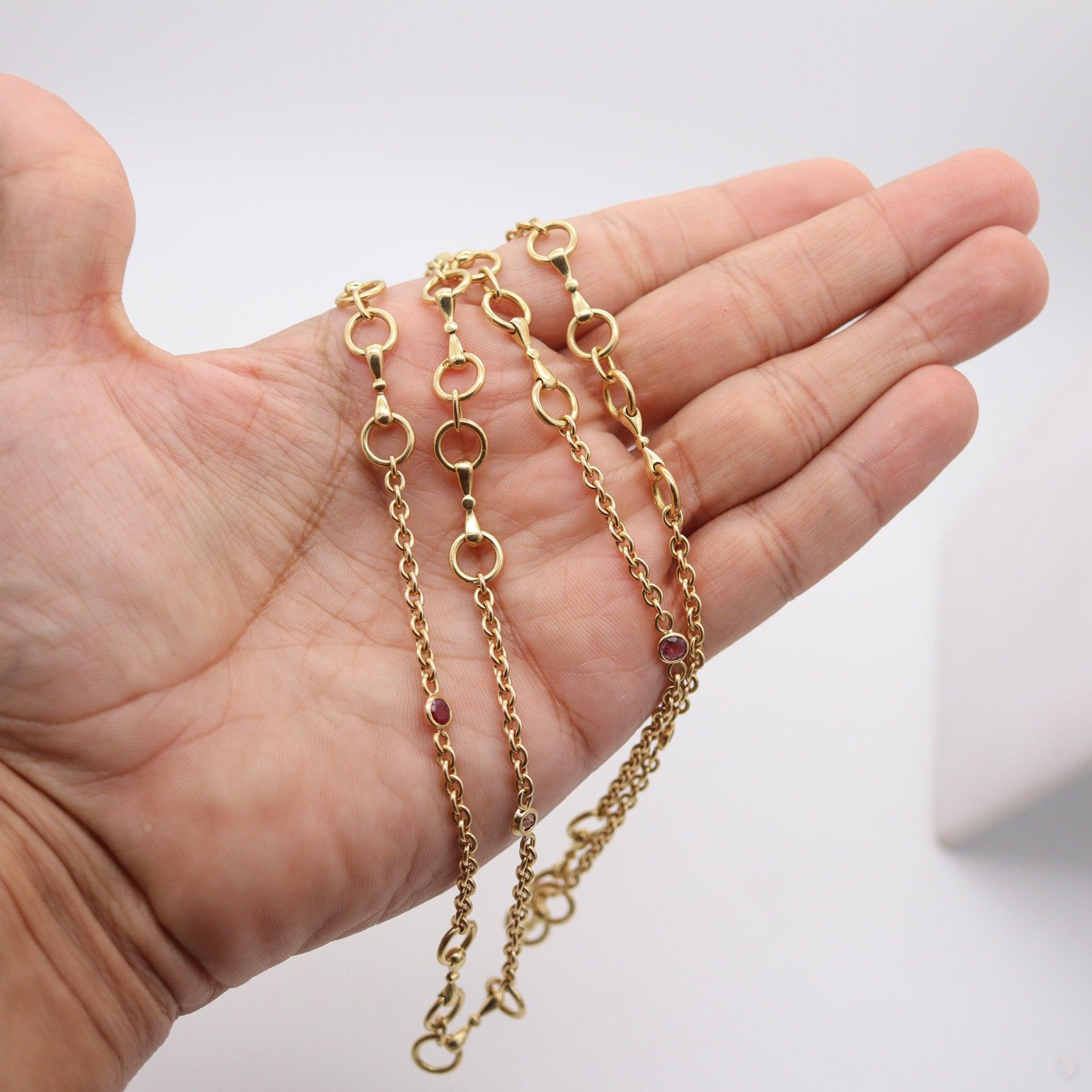 HERMÈS Paris Vintage Long Necklace Chain In Solid 18Kt Gold With Gemstones For Sale 2