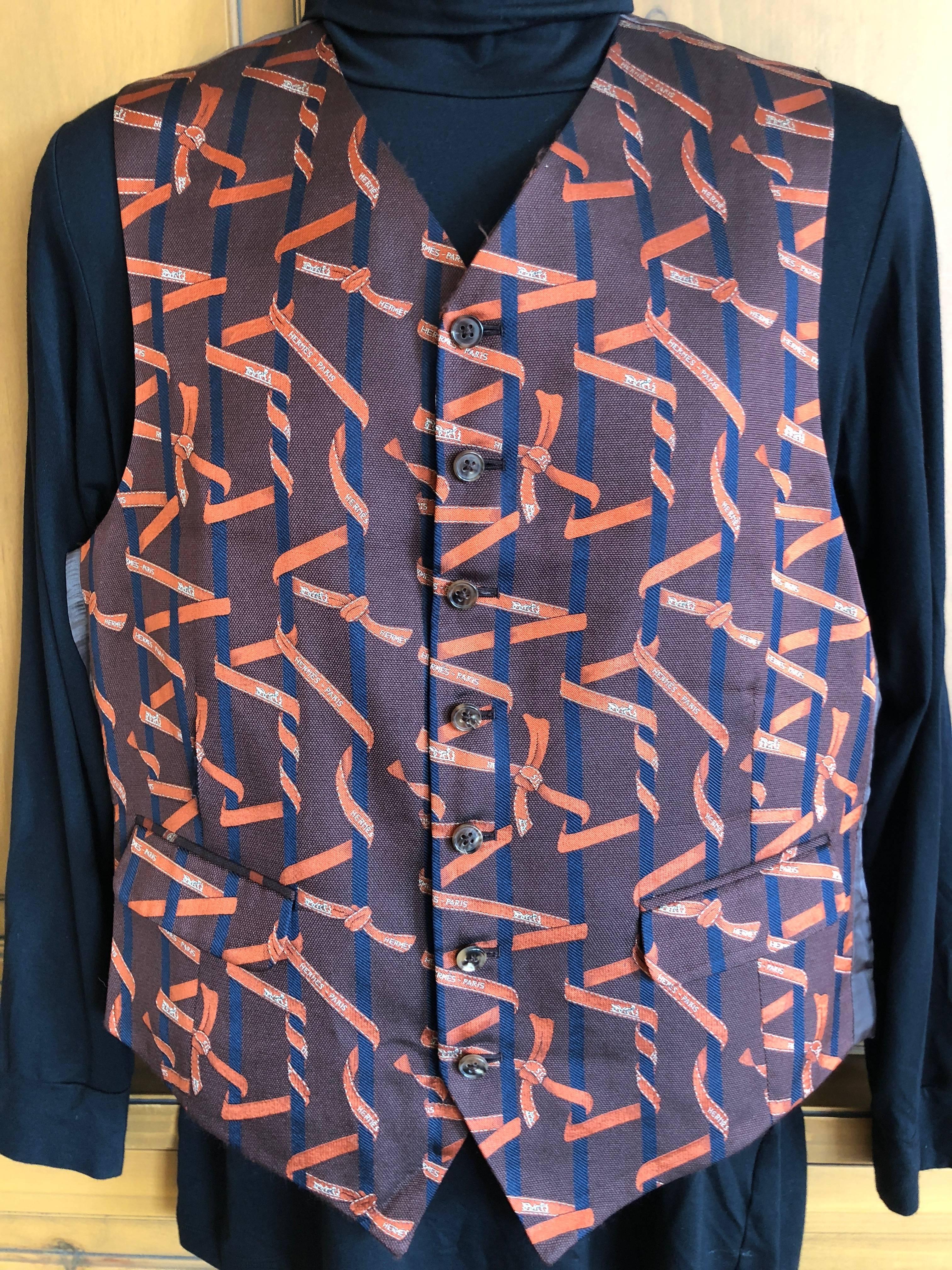 Hermes Paris Vintage Men's Silk Bolduc Ribbon Vest with Two Flap Pockets  In Excellent Condition In Cloverdale, CA