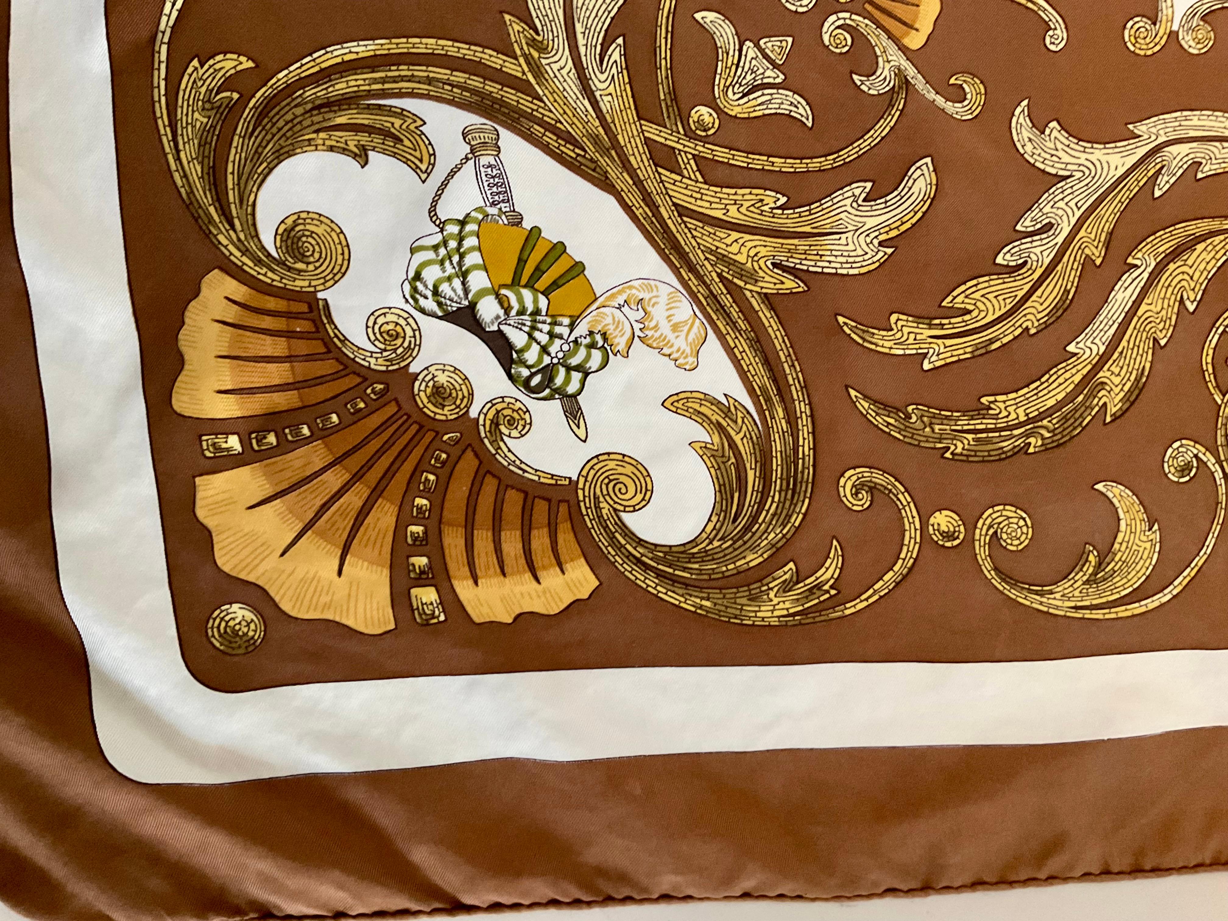Hermes Paris Pañuelo de seda vintage Cheval Turc Christiane Vauzelles Años 80 Marrón en venta