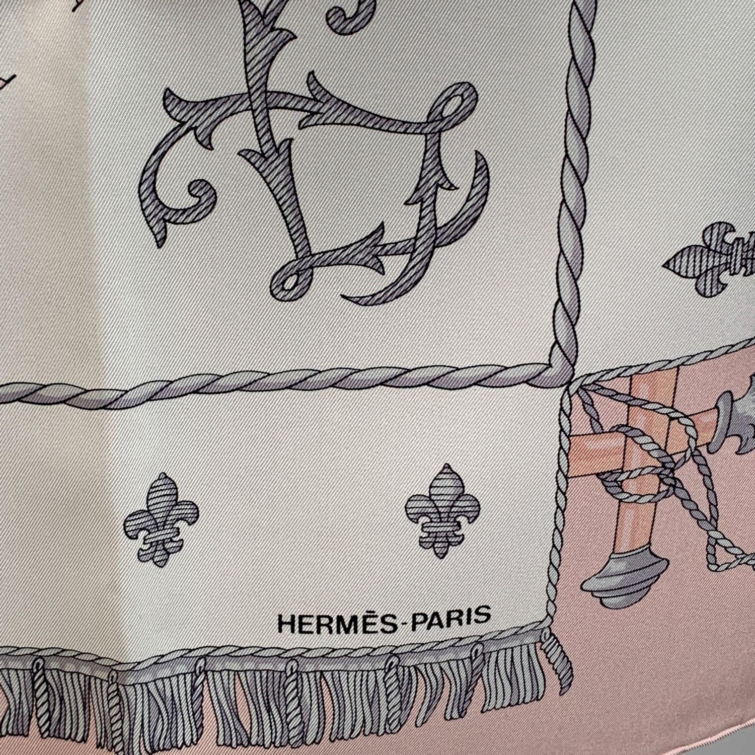 Hermes Paris Vintage Silk Scarf La Reale 1953 Hugo Grygkar In Excellent Condition In Rome, Rome