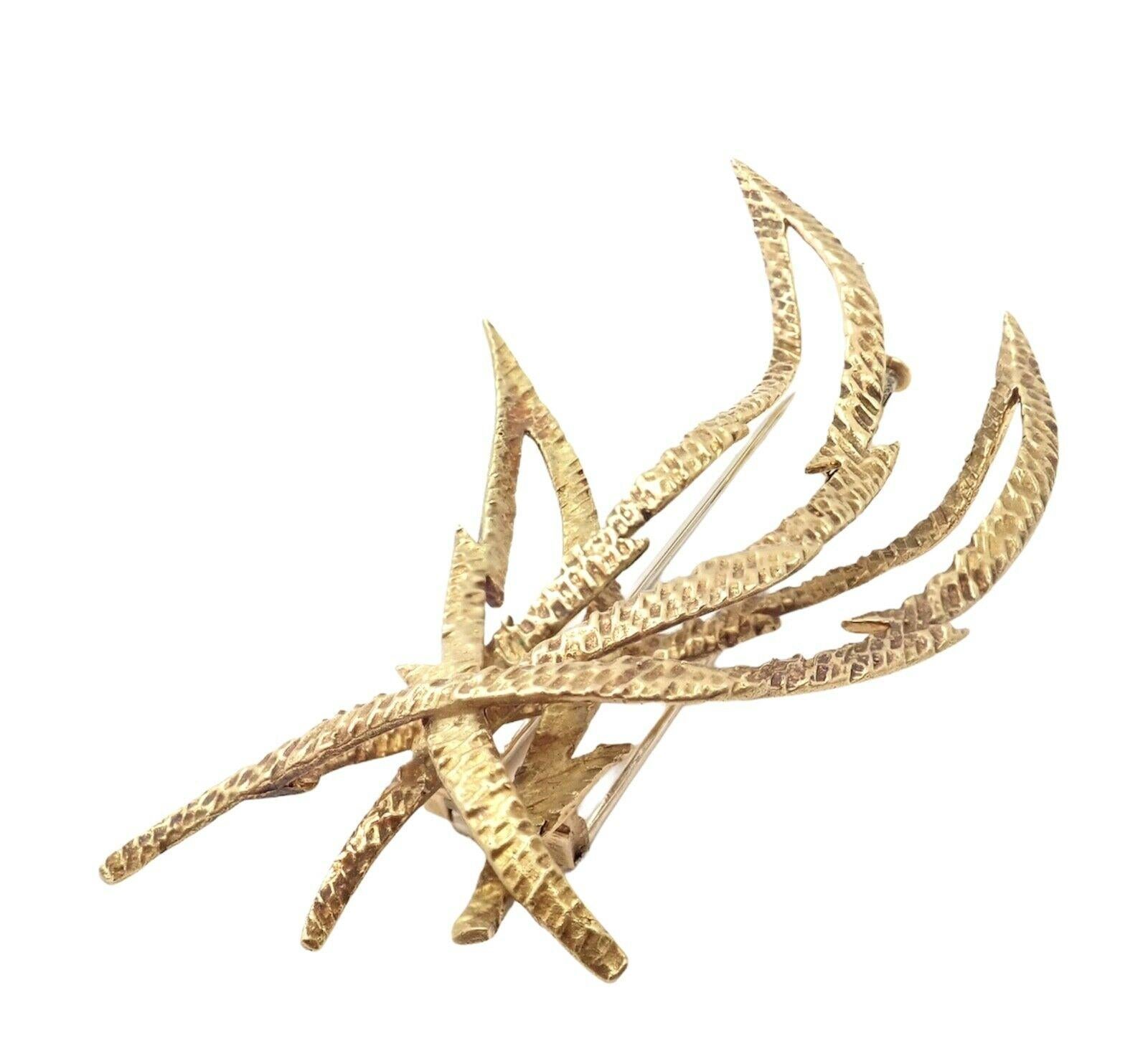18k Yellow Gold Brooch by Hermes.
Details: 
Measurements: 42mm x 67mm
Weight: 16.6 grams
Stamped Hallmarks: Hermes Paris French Assay Mark for 18k Gold 84107 
*Free Shipping within the United States*
YOUR PRICE: $6,250
2716ohld