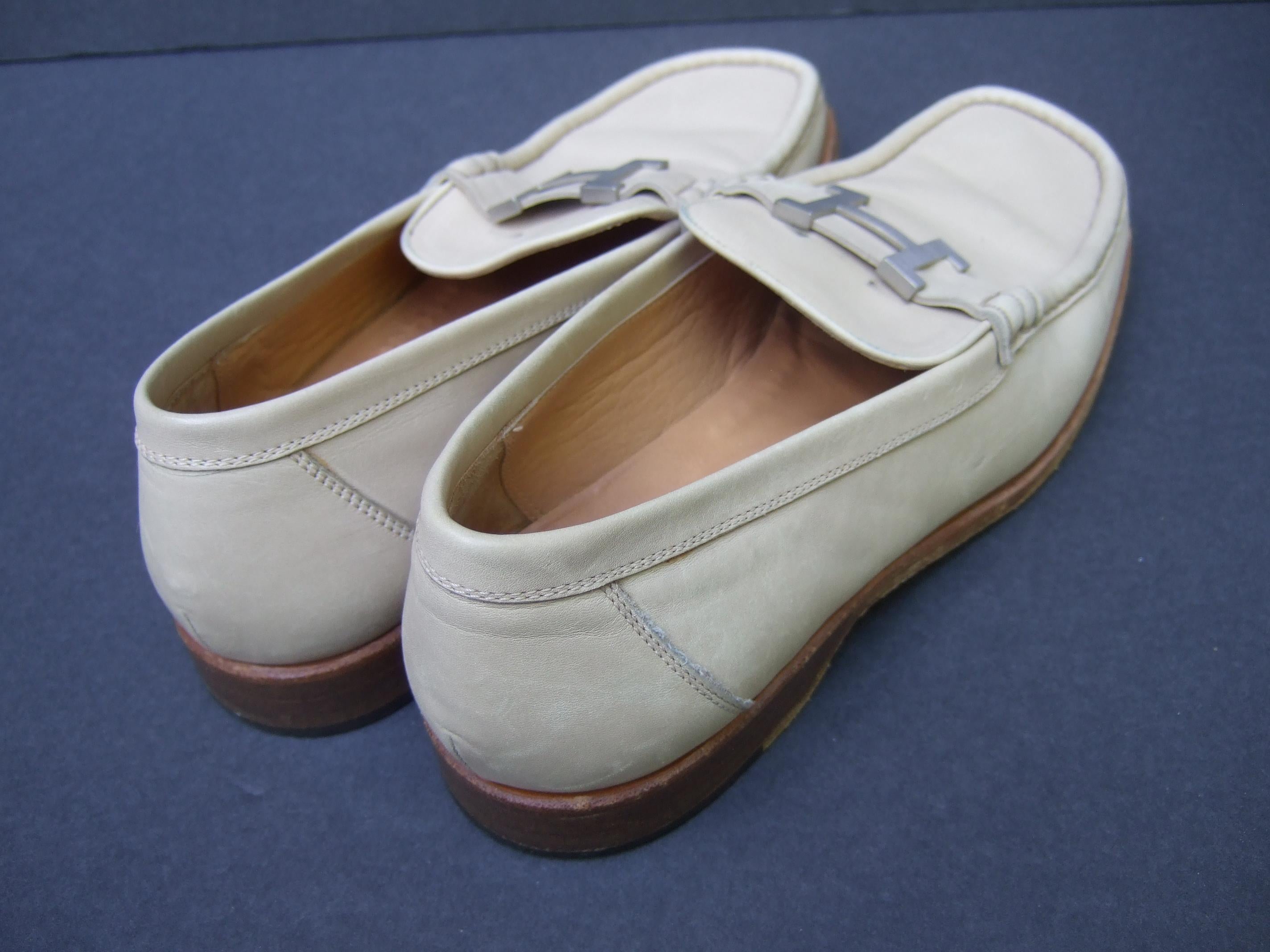 Hermes Paris Women's Constance Silver Buckle Ivory Leather Italian Loafers 1990s For Sale 5