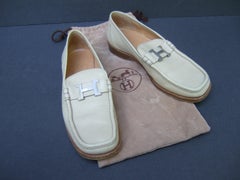 Hermes Paris Women's Constance Silver Buckle Ivory Leather Italian Loafers 1990s
