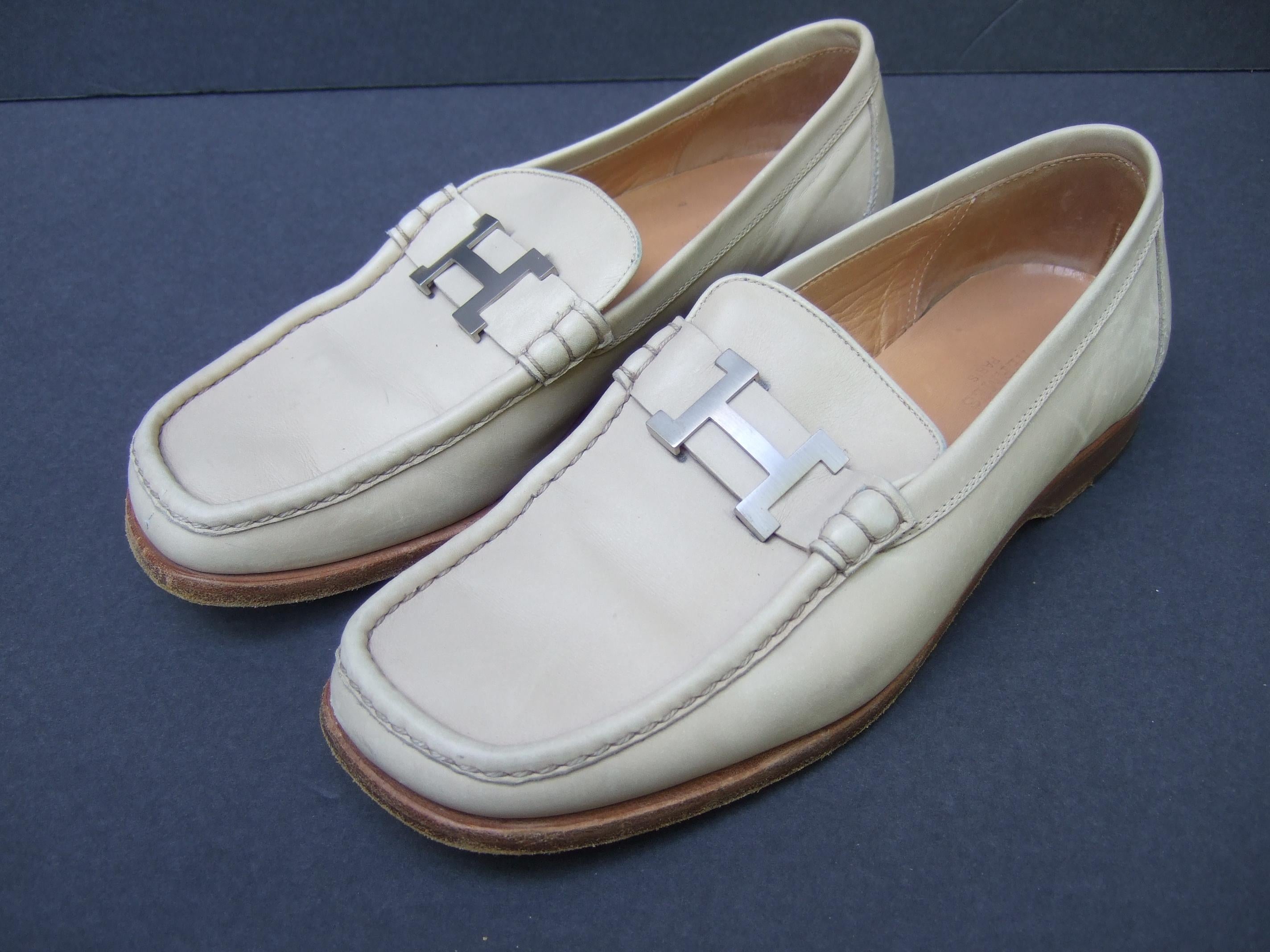 Hermes Paris Women's Constance Silver Buckle Ivory Leather Italian Loafers 1990s For Sale 1