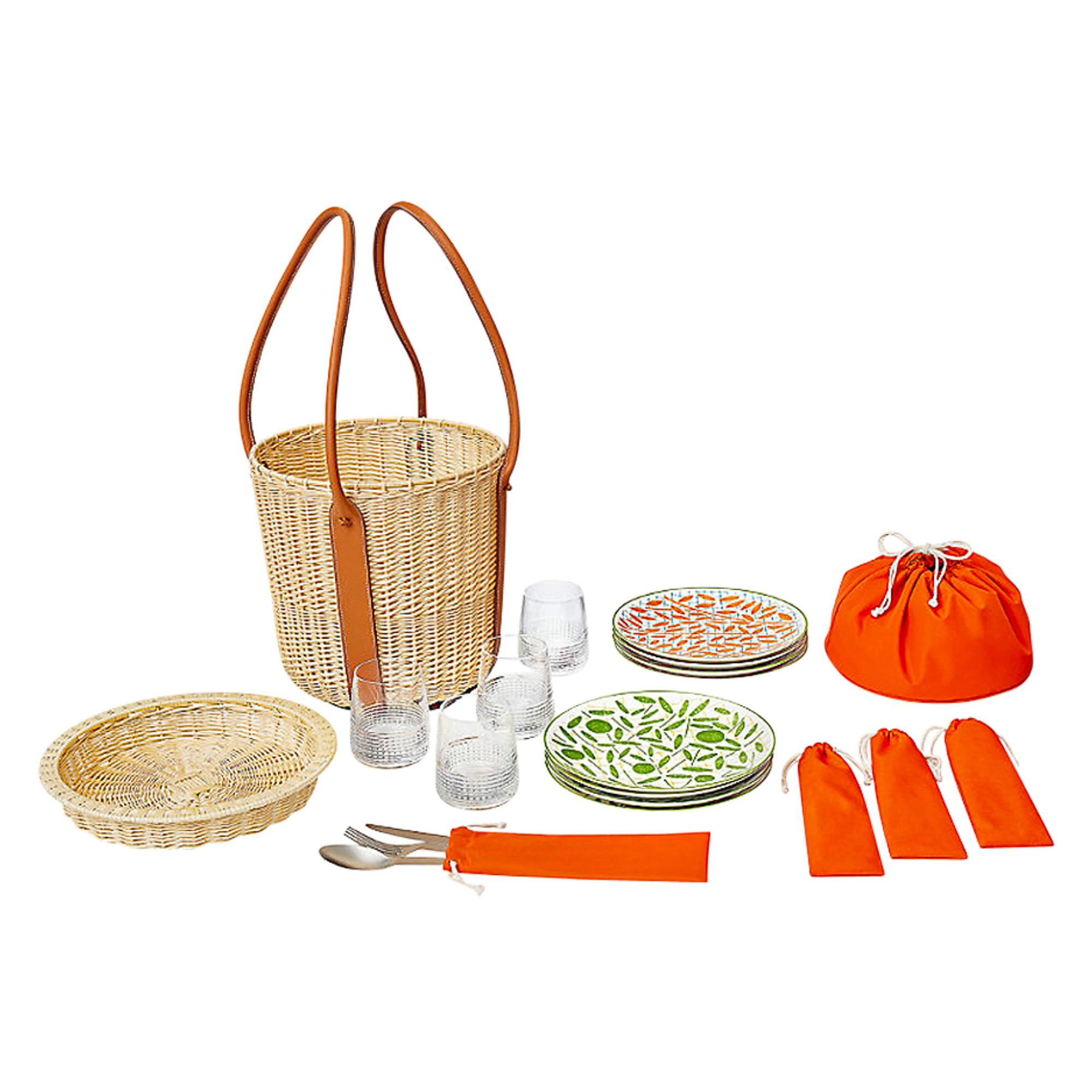 Hermes Park Picnic Basket A Walk in the Garden Plates and More New w/ Box