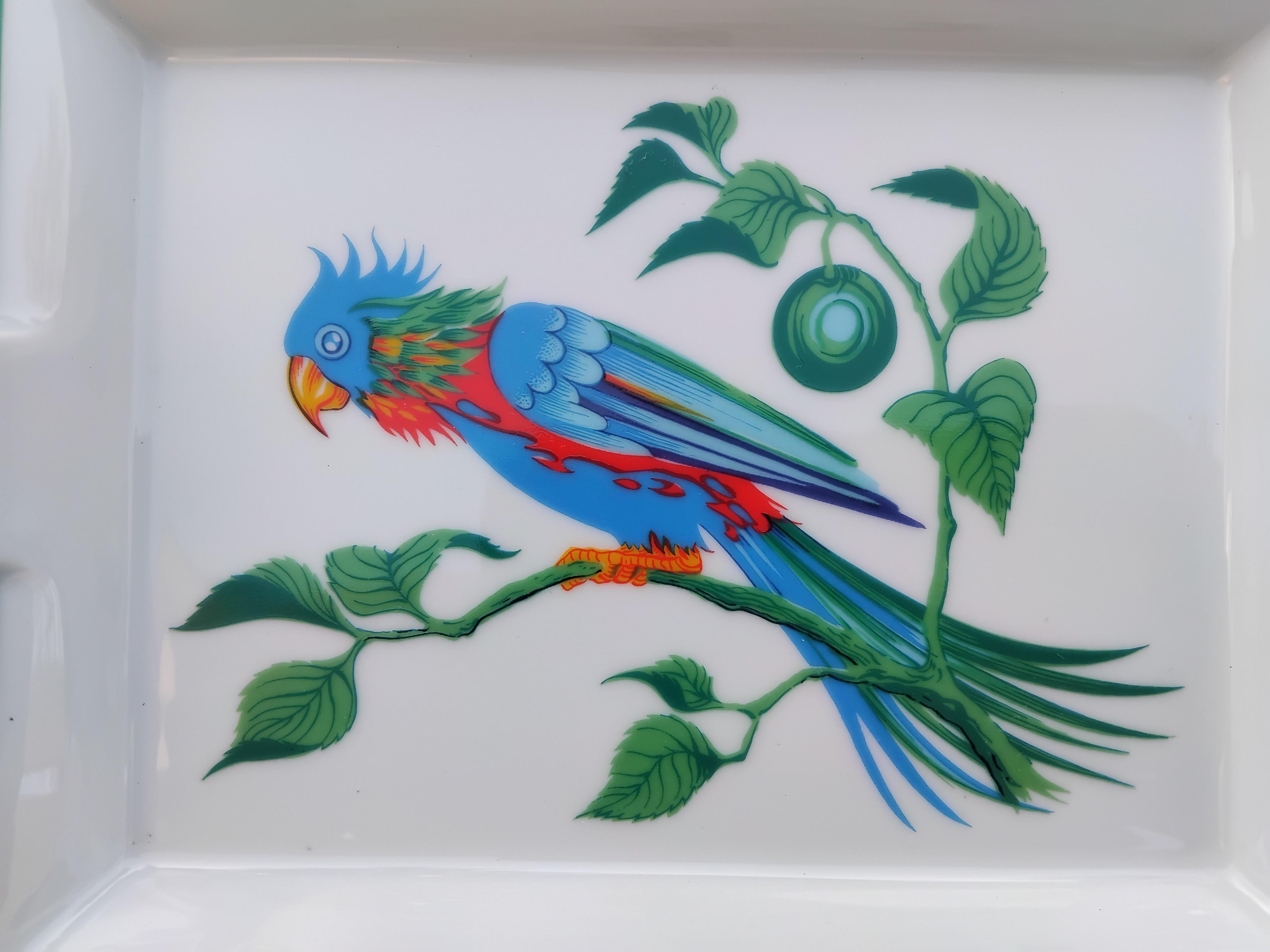 Hermès Papagei Vogel Druck Zigarren Aschenbecher ändern Tablett Porzellan (Blau) im Angebot