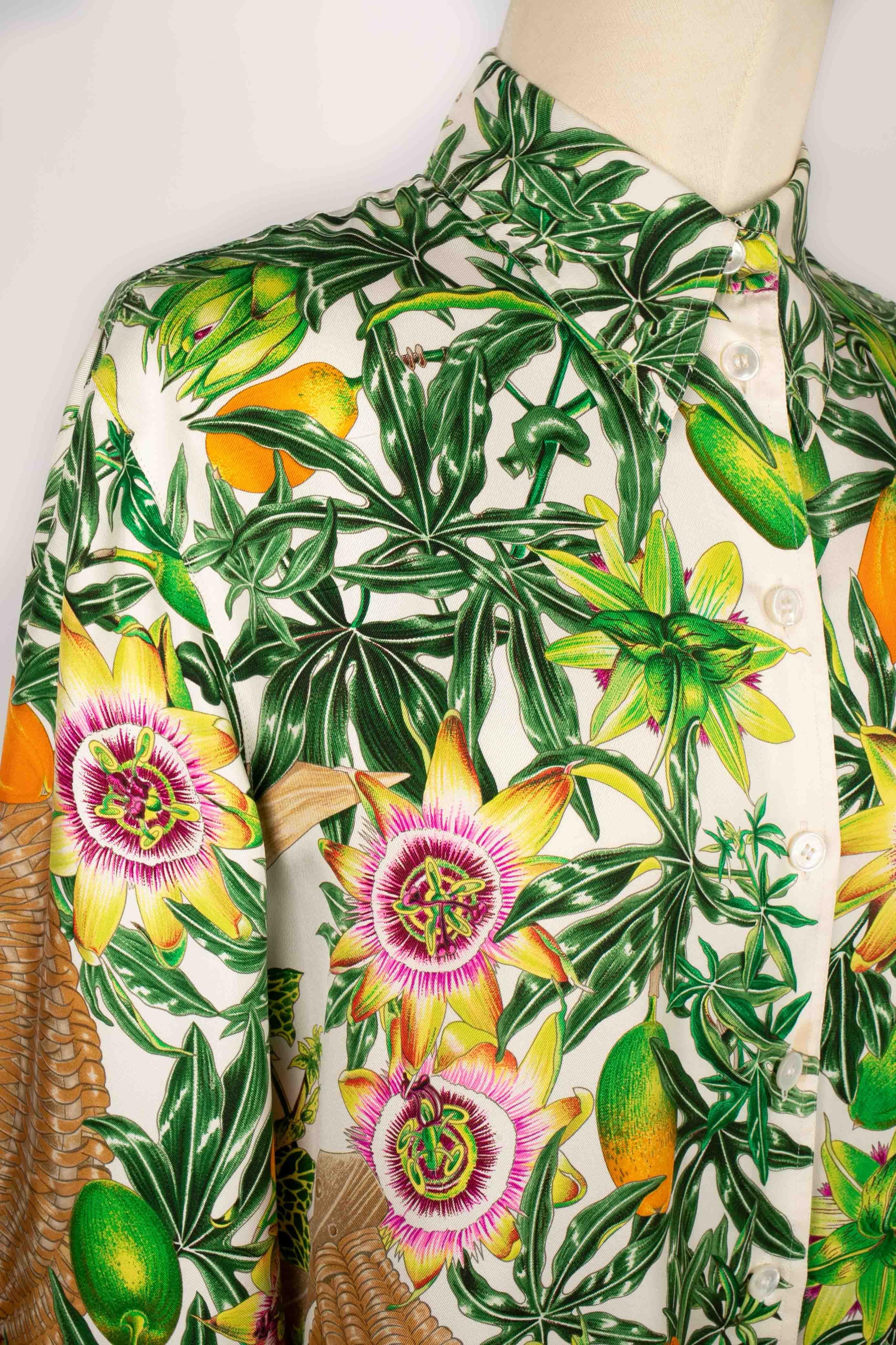 Hermès ‘Passiflores’ shirt For Sale 3