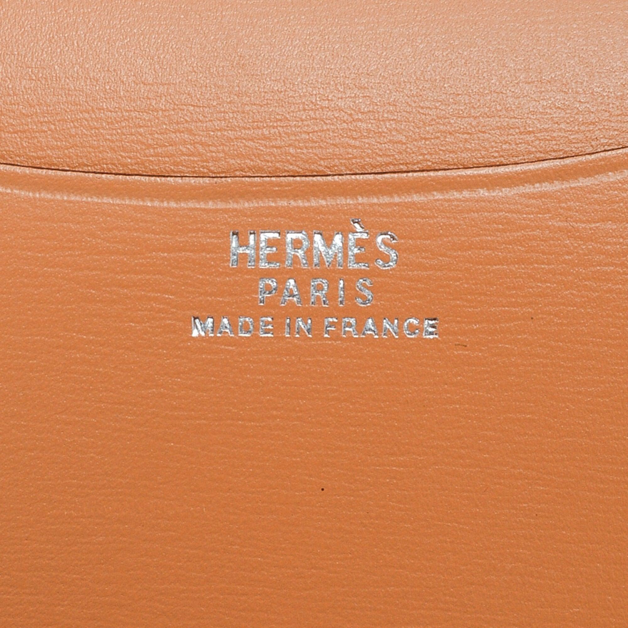 Women's Hermes Peach Leather Mini Agenda Wallet with silver-tone hardware,  leather trim For Sale