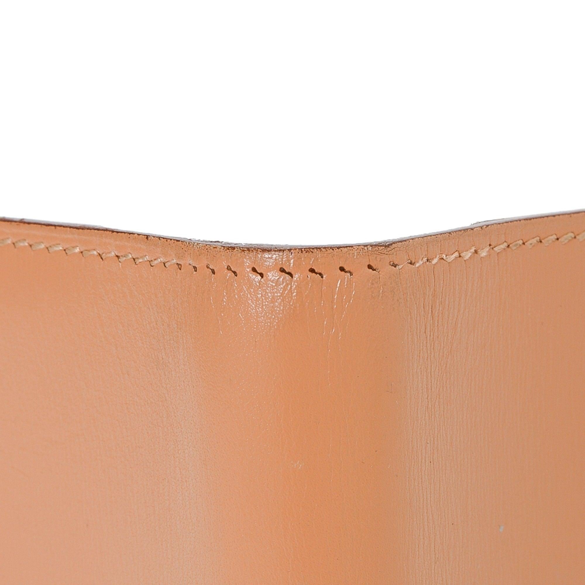 Hermes Peach Leather Mini Agenda Wallet with silver-tone hardware,  leather trim For Sale 2