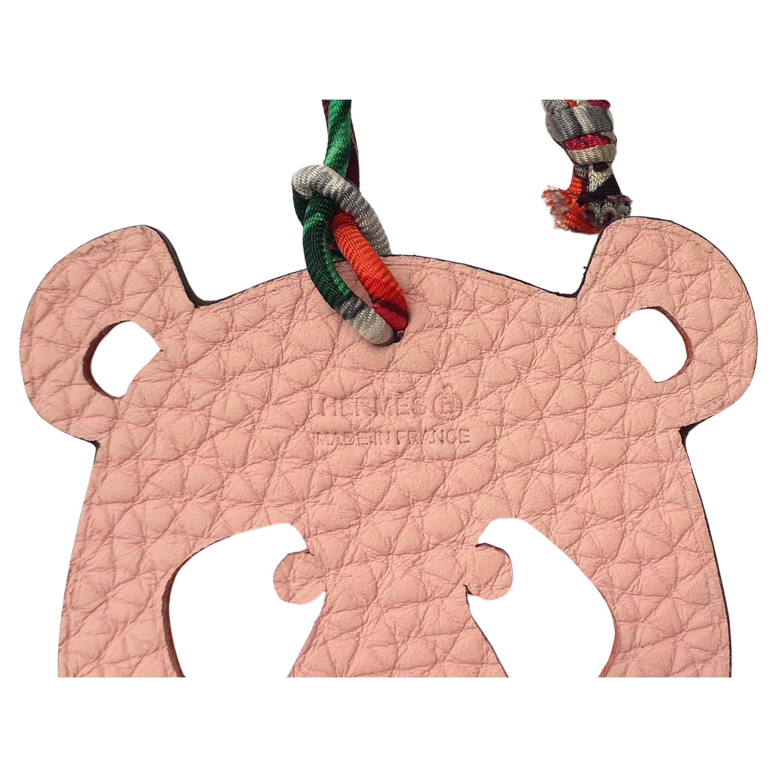 Hermès Petit H Panda Charm per borsa o scarpa in pelle rosa arancione In condizioni Nuovo in vendita a Corcoué Sur Logne, Loire-Atlantique