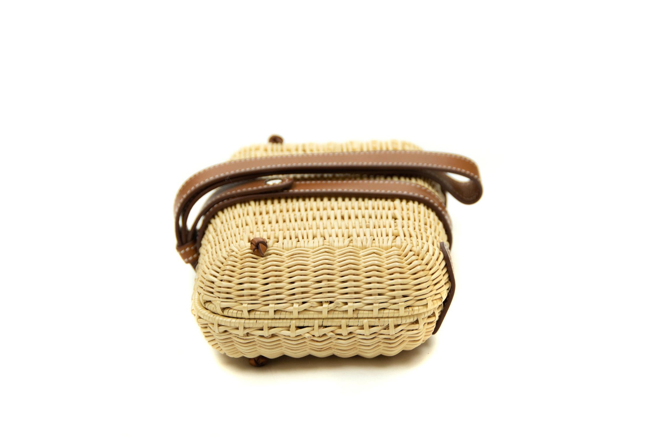 Beige Hermes Picnic Minaudiere PHW For Sale