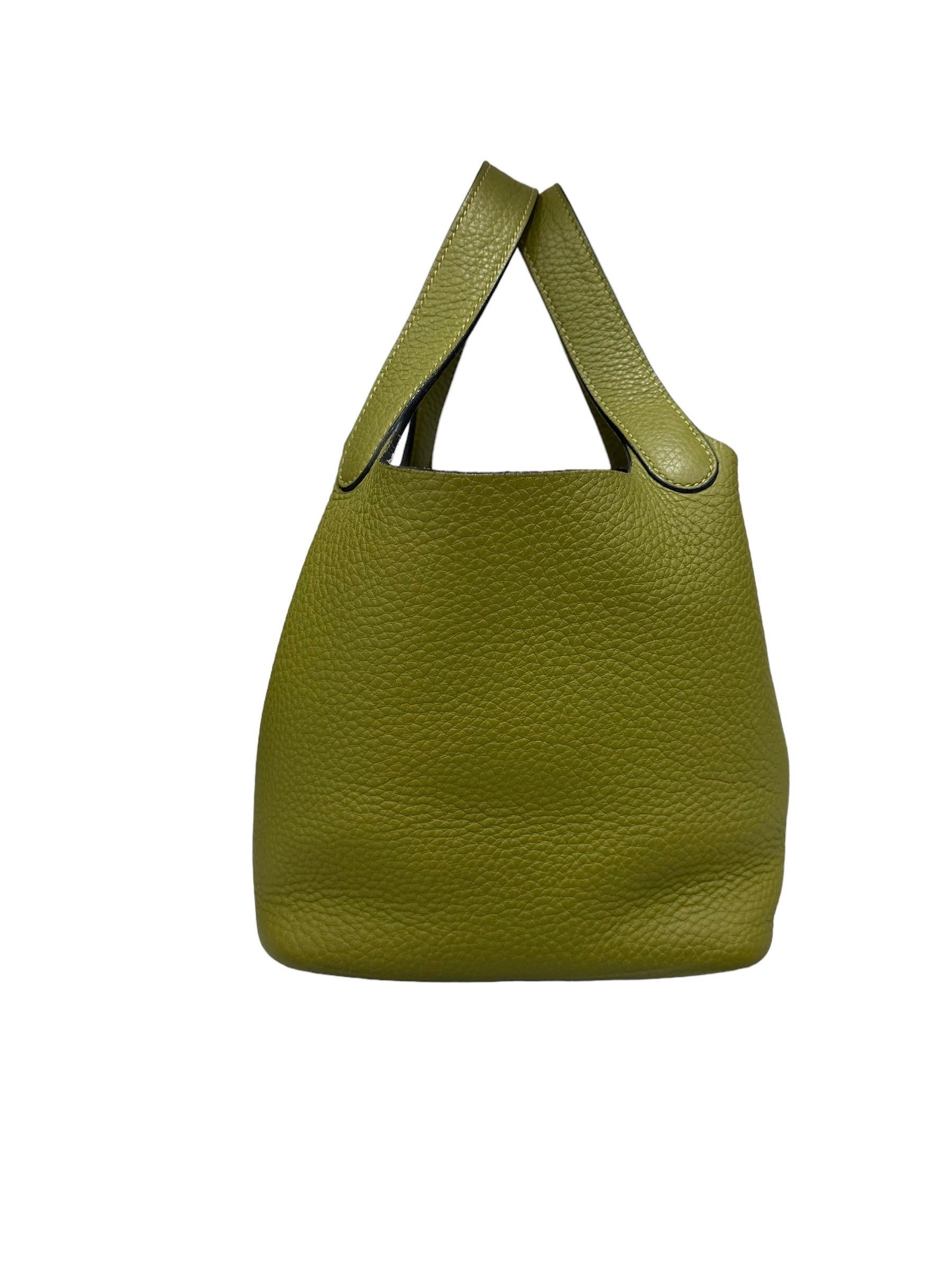 Hermès Picotin 18 Cleamence Leather Vert Anis Top Handle Bag In Excellent Condition For Sale In Torre Del Greco, IT