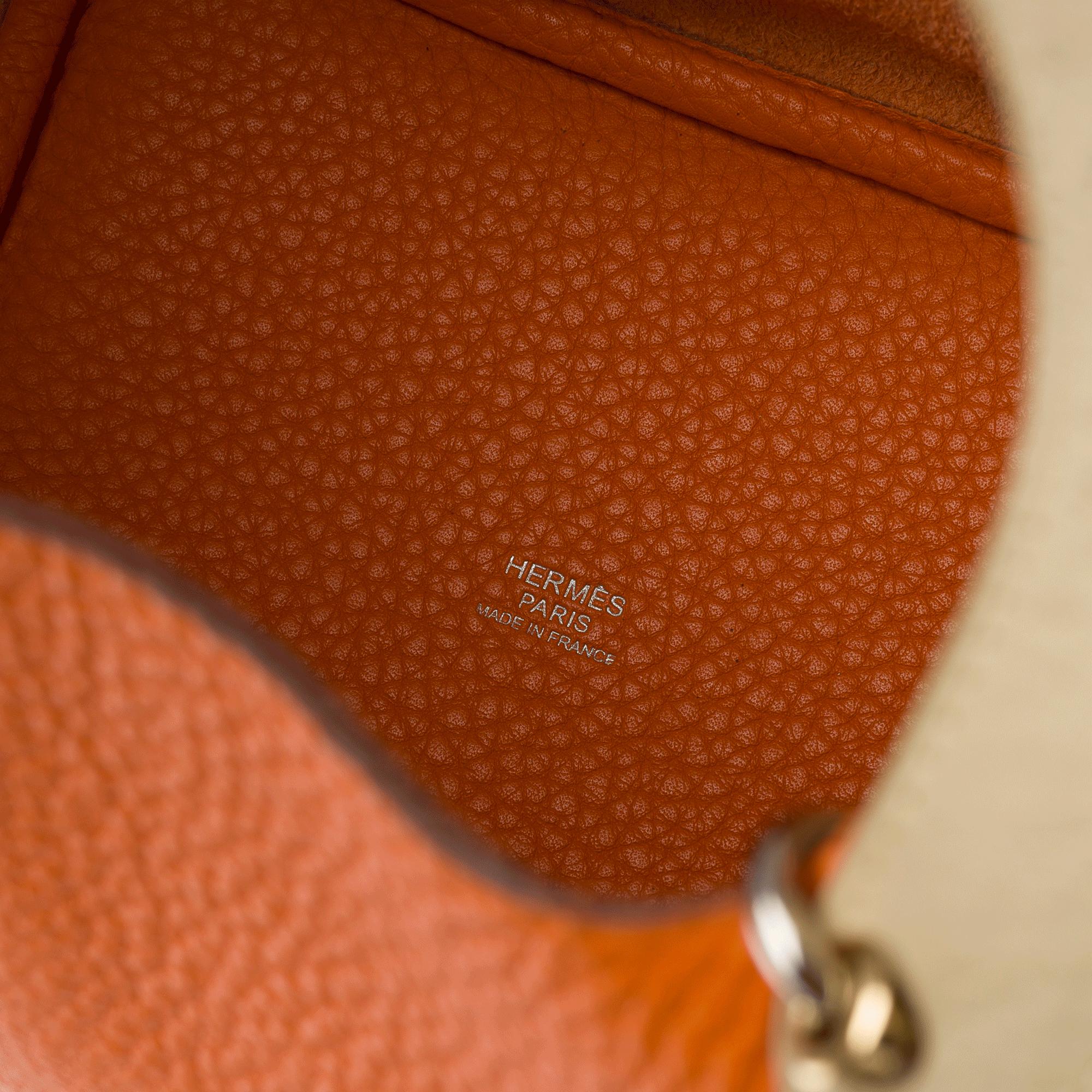 Hermès Picotin 18 lock in Orange and Parchemin Taurillon leather , PHW For Sale 2