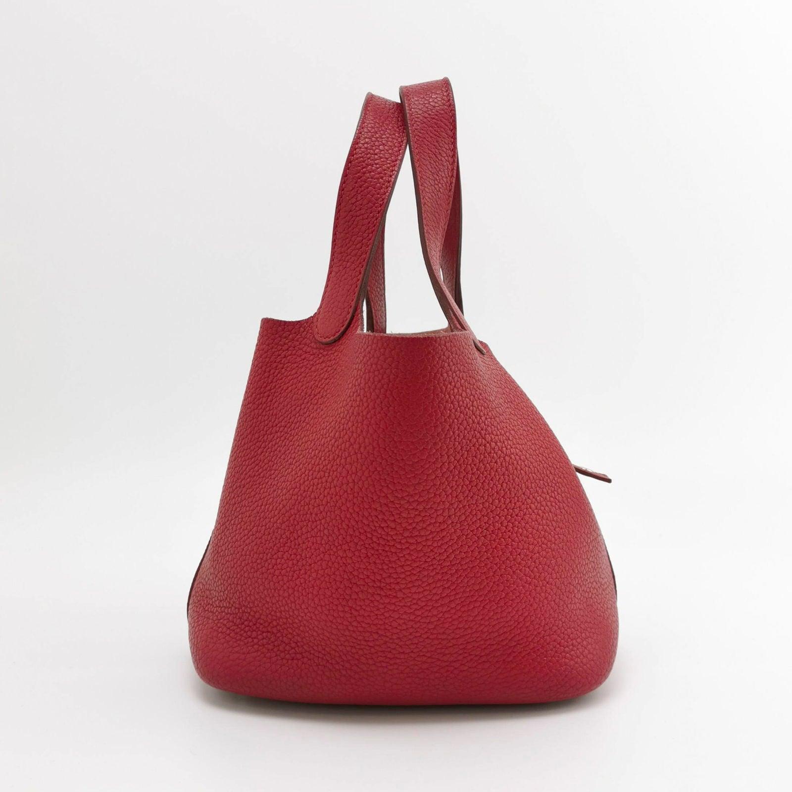 Hermes Picotin 18 rot Kalbsleder 2012 Box P Stempel im Zustand „Gut“ in AUBERVILLIERS, FR