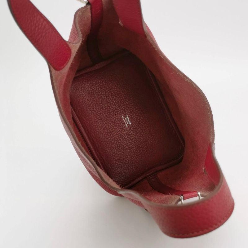 Hermes Picotin 18 Red Clemence Taurillon Leather 2014 In Excellent Condition In AUBERVILLIERS, FR