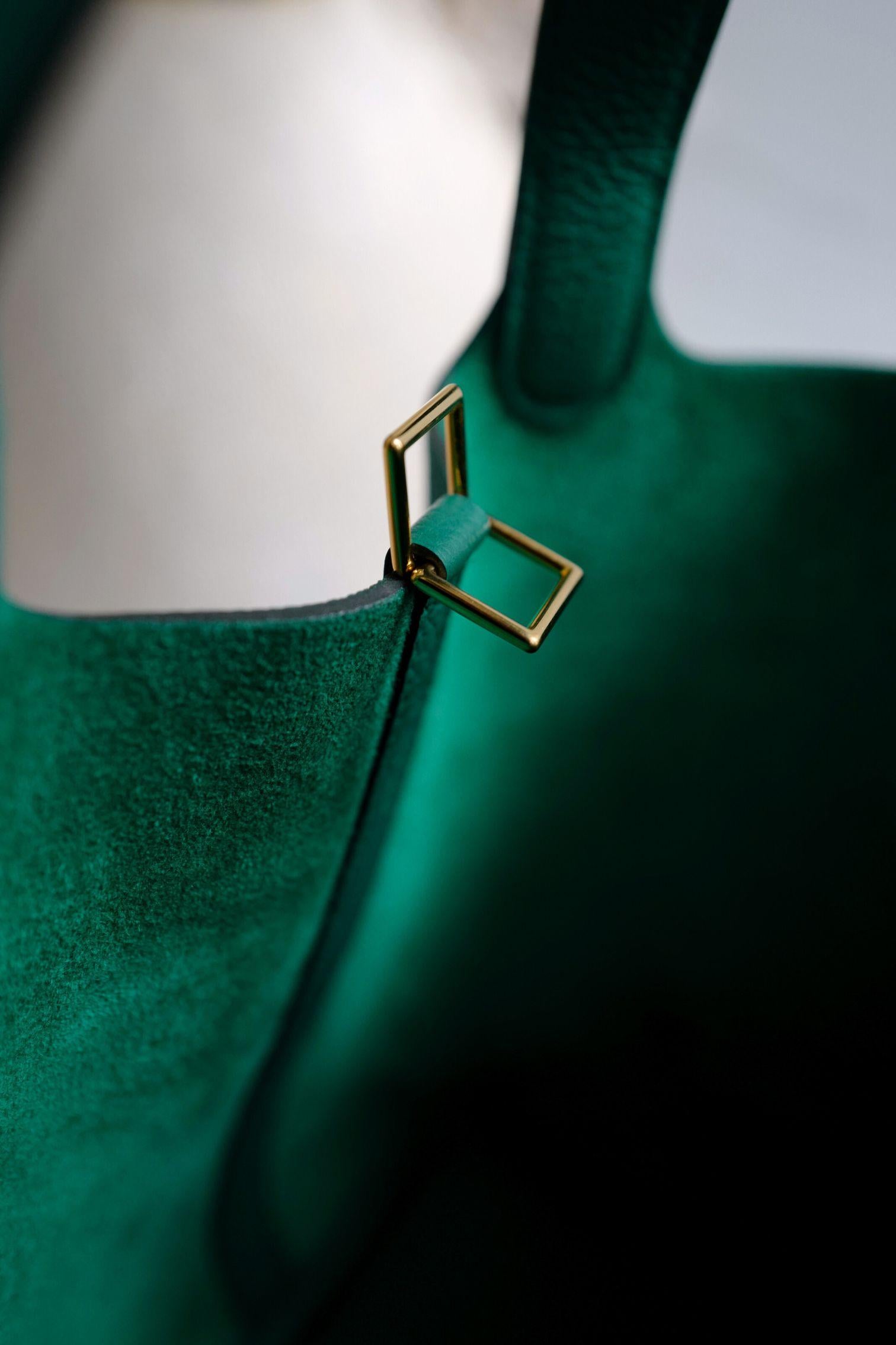 Hermes Picotin 18 Vert Jade with Gold Hardware U Stamp For Sale 5