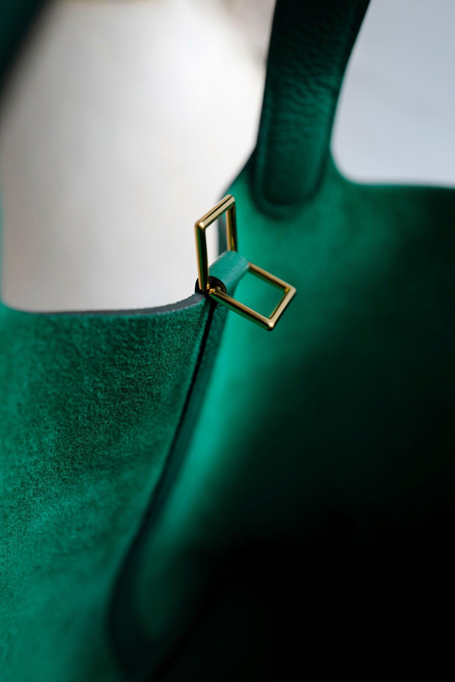Hermes Picotin 18 Vert Jade with Gold Hardware U Stamp For Sale 8
