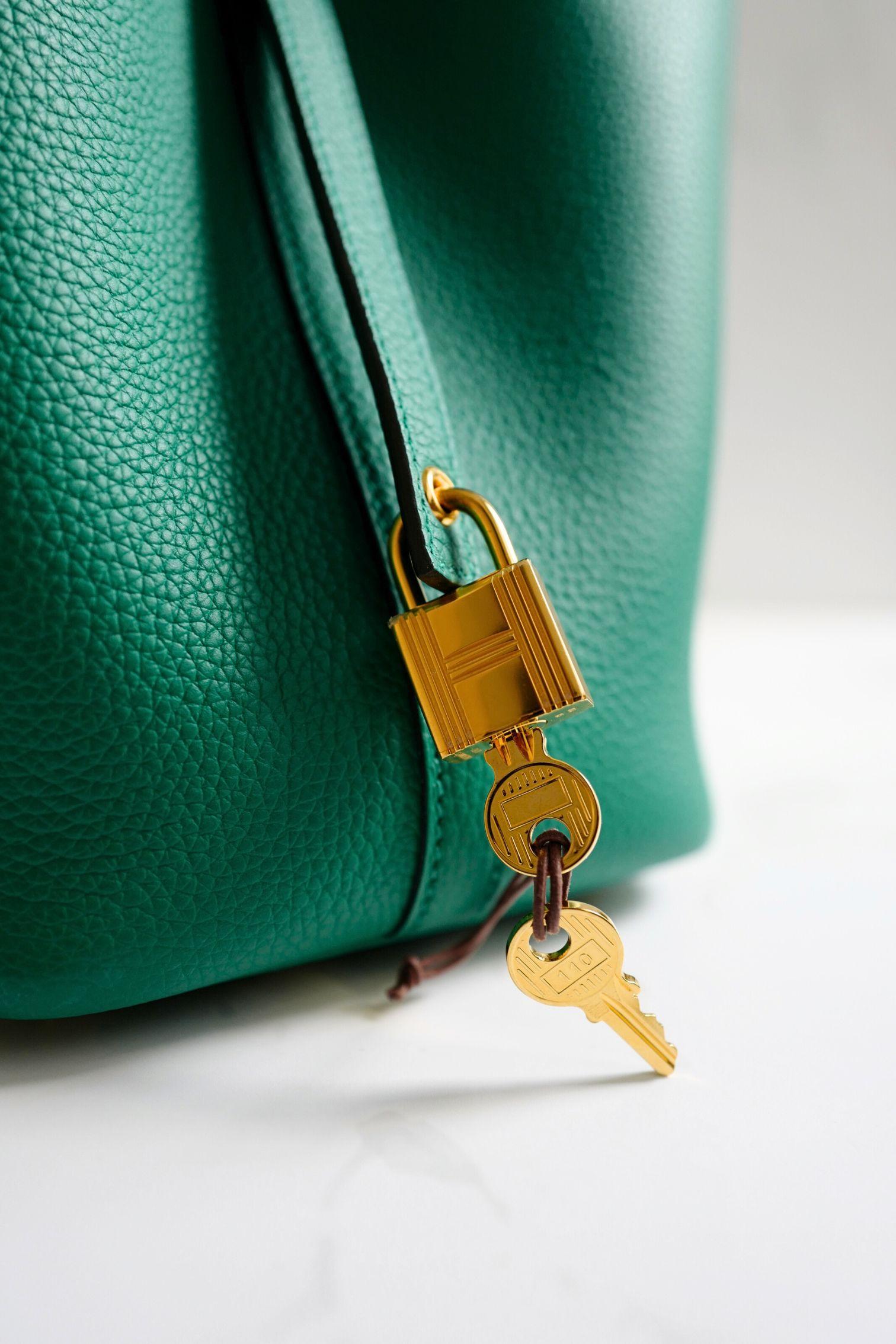 Hermes Picotin 18 Vert Jade with Gold Hardware U Stamp For Sale 10