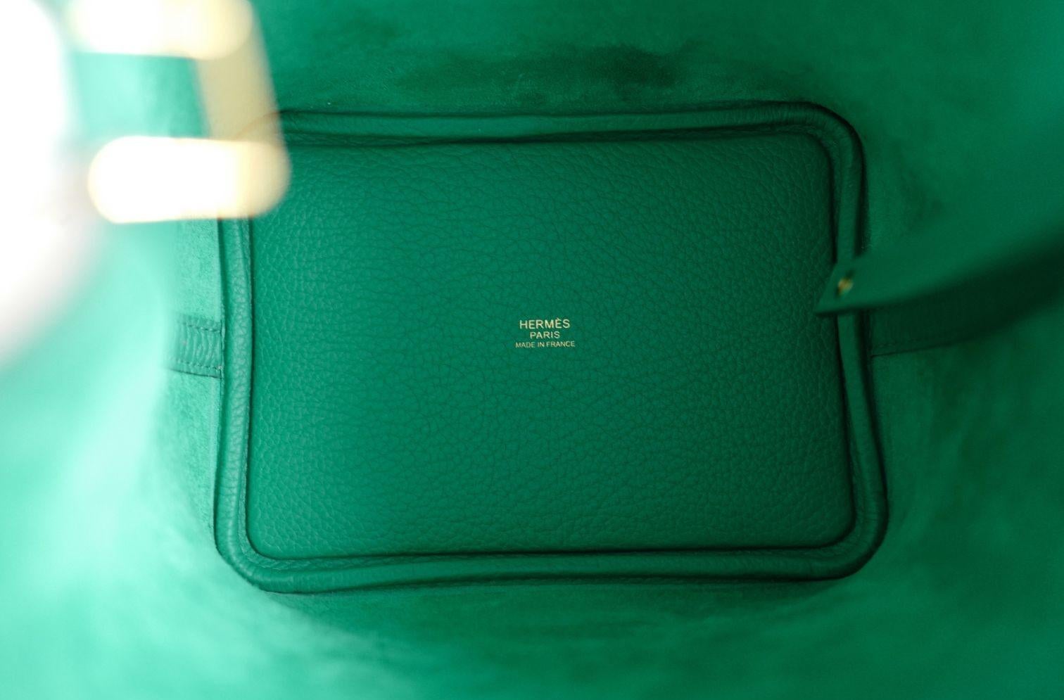Hermes Picotin 18 Vert Jade with Gold Hardware U Stamp For Sale 4