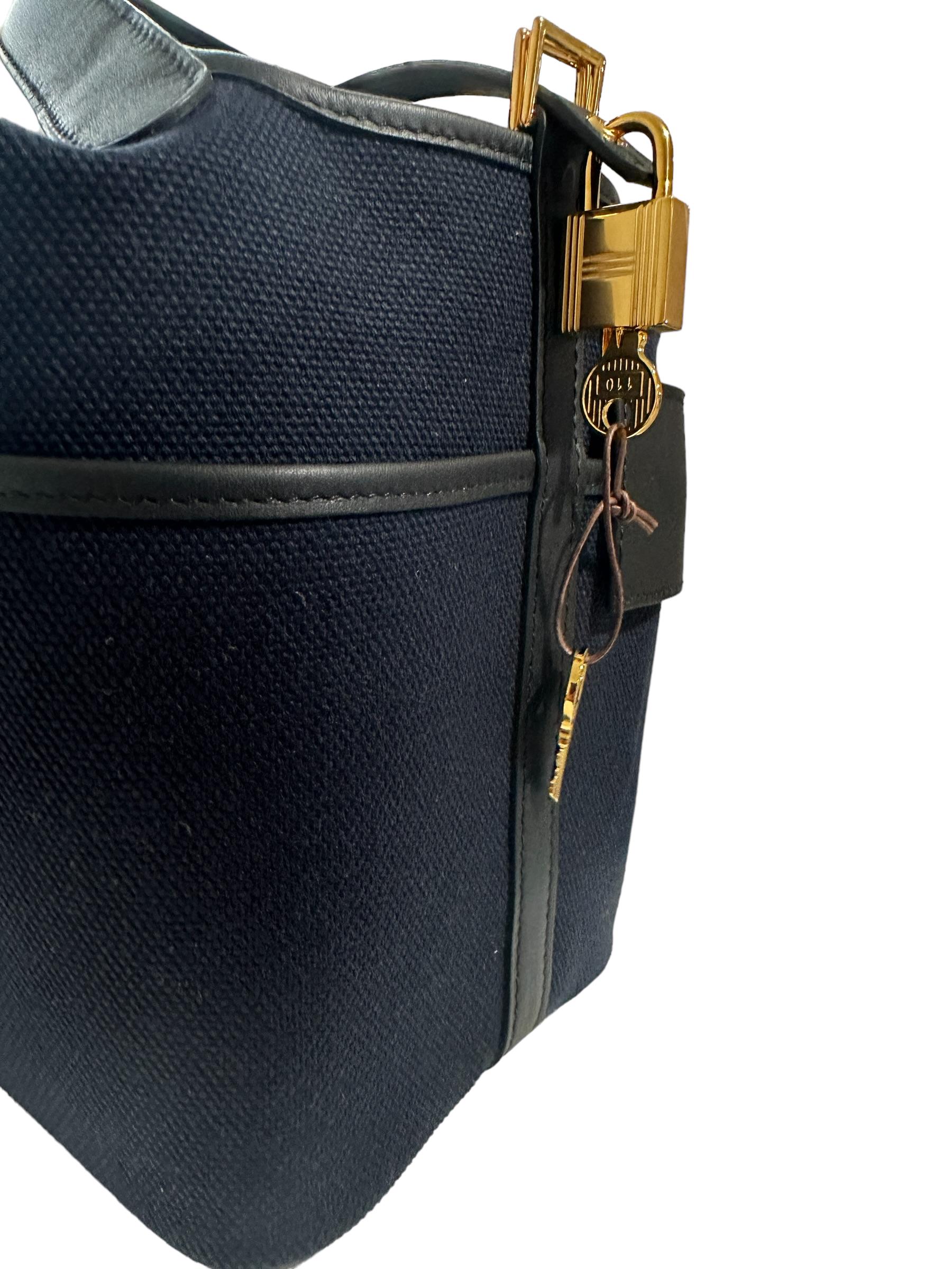 Hermès Picotin Cargo 18 Bleu Marine and Black Swift Toile Canvas Gold Hardware 3