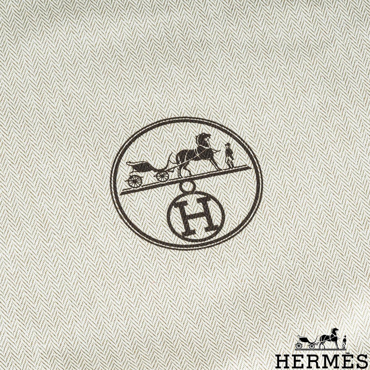 Hermès Picotin Lock 18 Rose Sakura Taurillon Clemence PHW 3