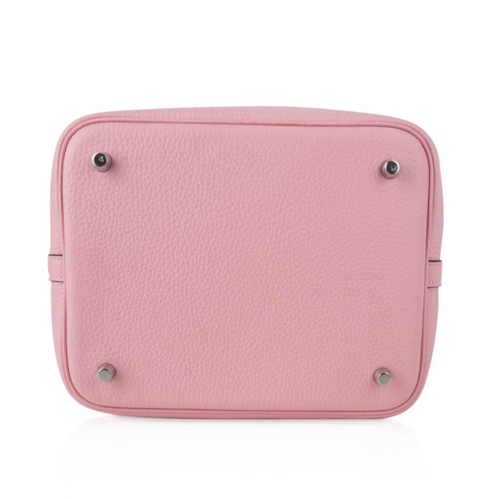 Women's Hermes Picotin Lock 22 Bag MM Rose Sakura Pink Palladium Hardware