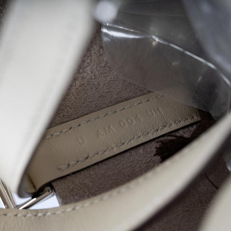 Hermès // 2022 Limited Edition Nata & Vert Swift Lucky Daisy Picotin Lock 18  Bag – VSP Consignment