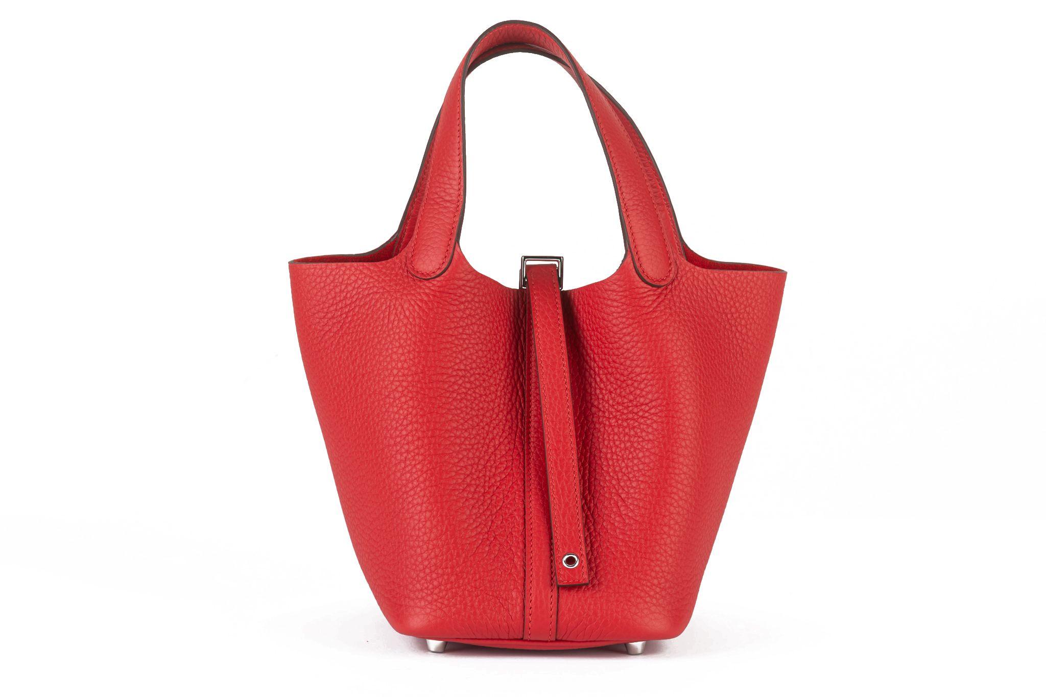 Donna Hermès Picotin Lock Tote Rouge Radieux Nuovo in Scatola in vendita