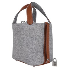 Hermès - Sac fourre-tout Picotin Lock Touch 18 en cuir feutre gris / barénia:: neuf avec boîte