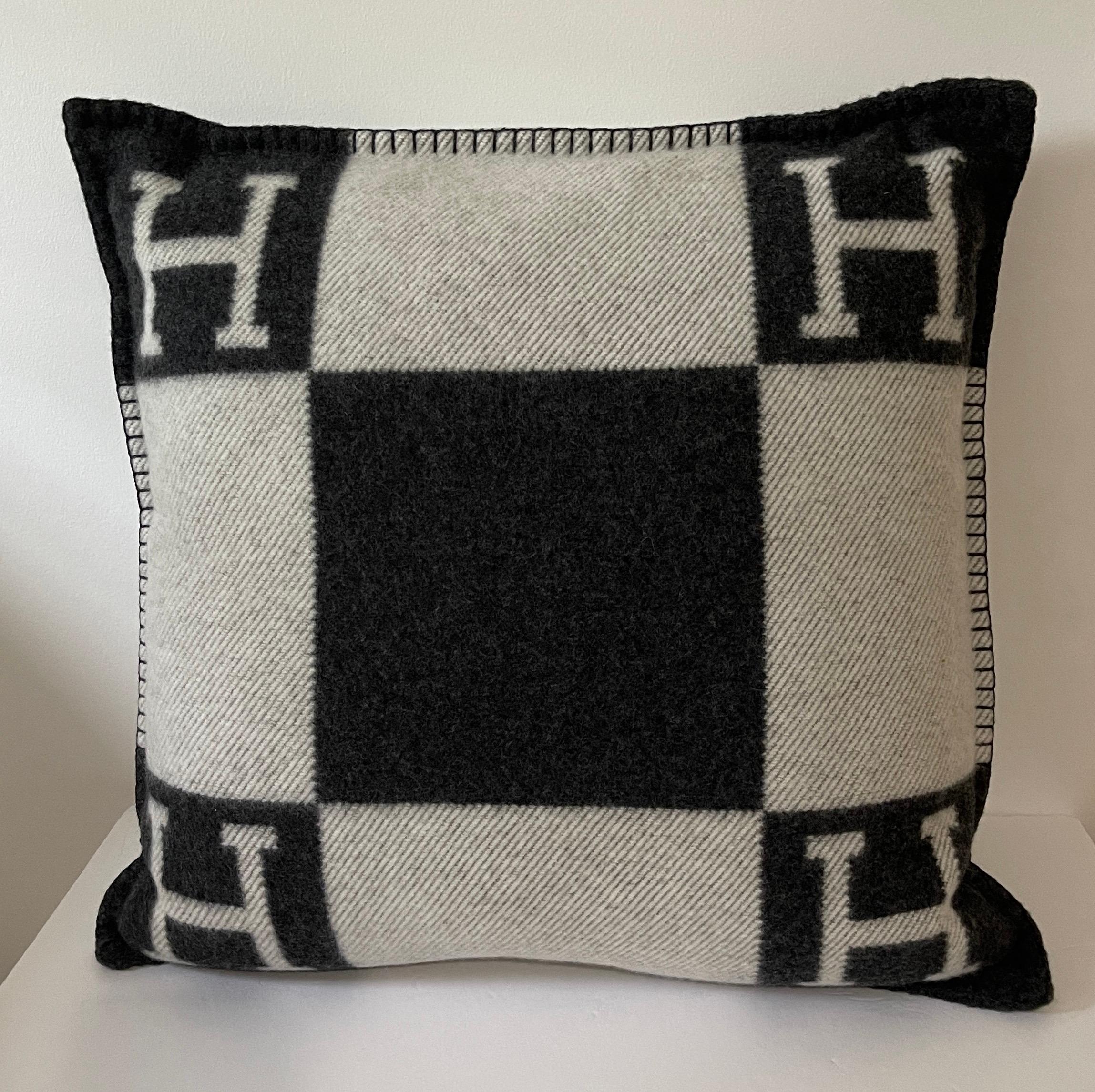 Hermes Pillow Avalon Gris Fonce Small model For Sale at 1stDibs hermes pillow case, hermes