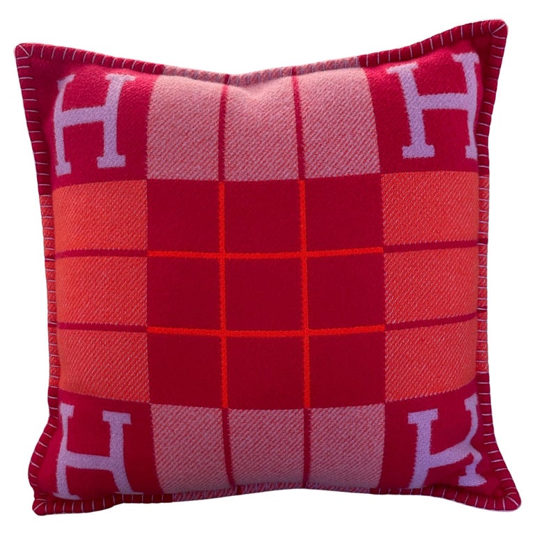 Hermes Pillow Avalon III Fuchsia Geranium Wool Cashmere Blend at 1stDibs