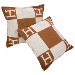 Hermes Pillow Avalon PM Signature H Camel / Ecru Throw Cushion Set of Two New